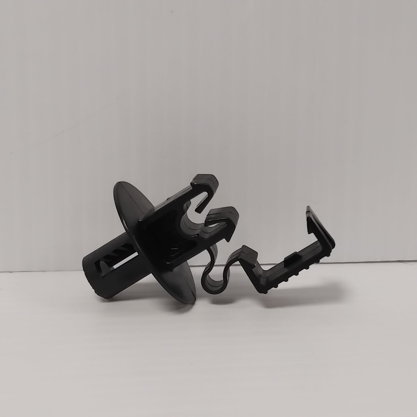 Genuine Ford Clip | 1564079
