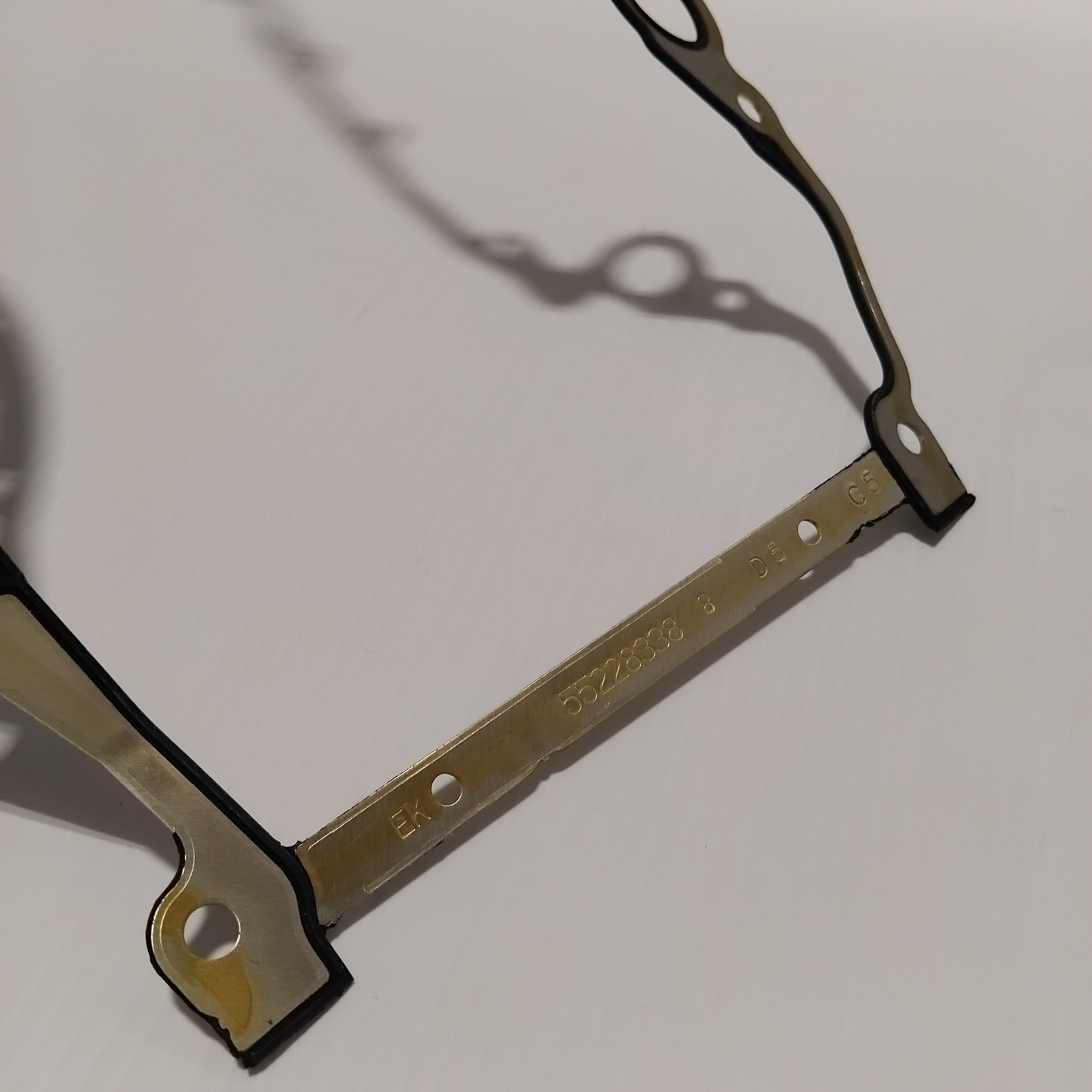 Genuine Suzuki Gasket,Oil Pump A5B/Rs | 16119M86J30-000