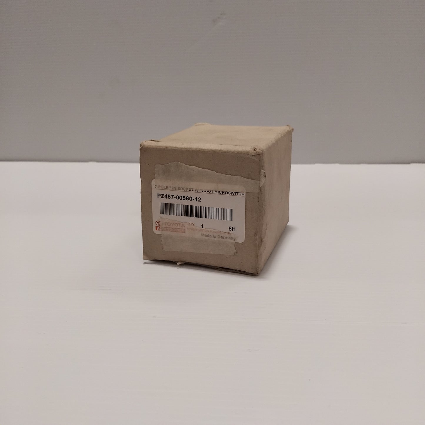 Genuine Toyota 7+/12N Spare Plugabl | PZ457-00560-12