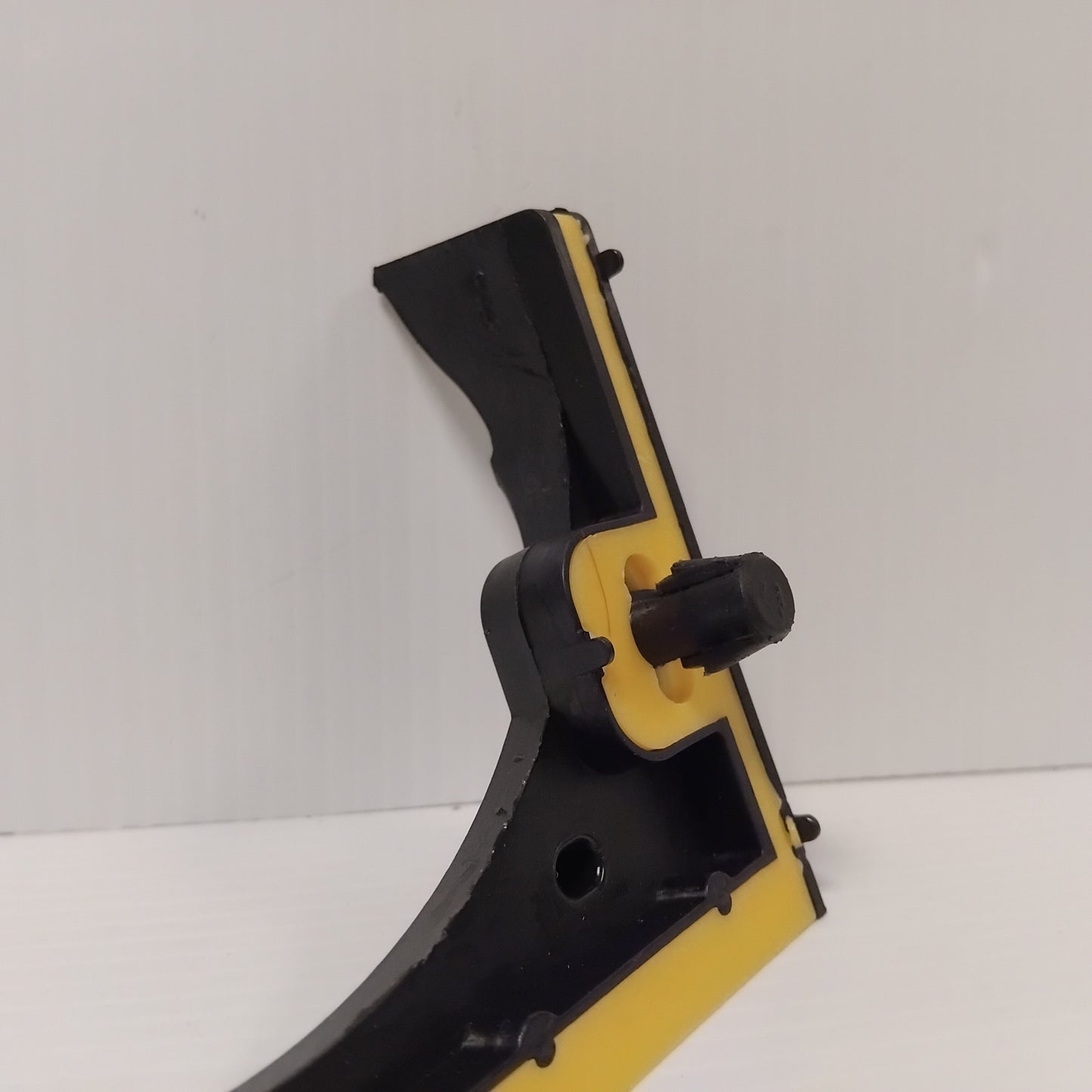 Genuine Left Lower Body Side Panel Seal - Ford Transit 2014- | 1847574