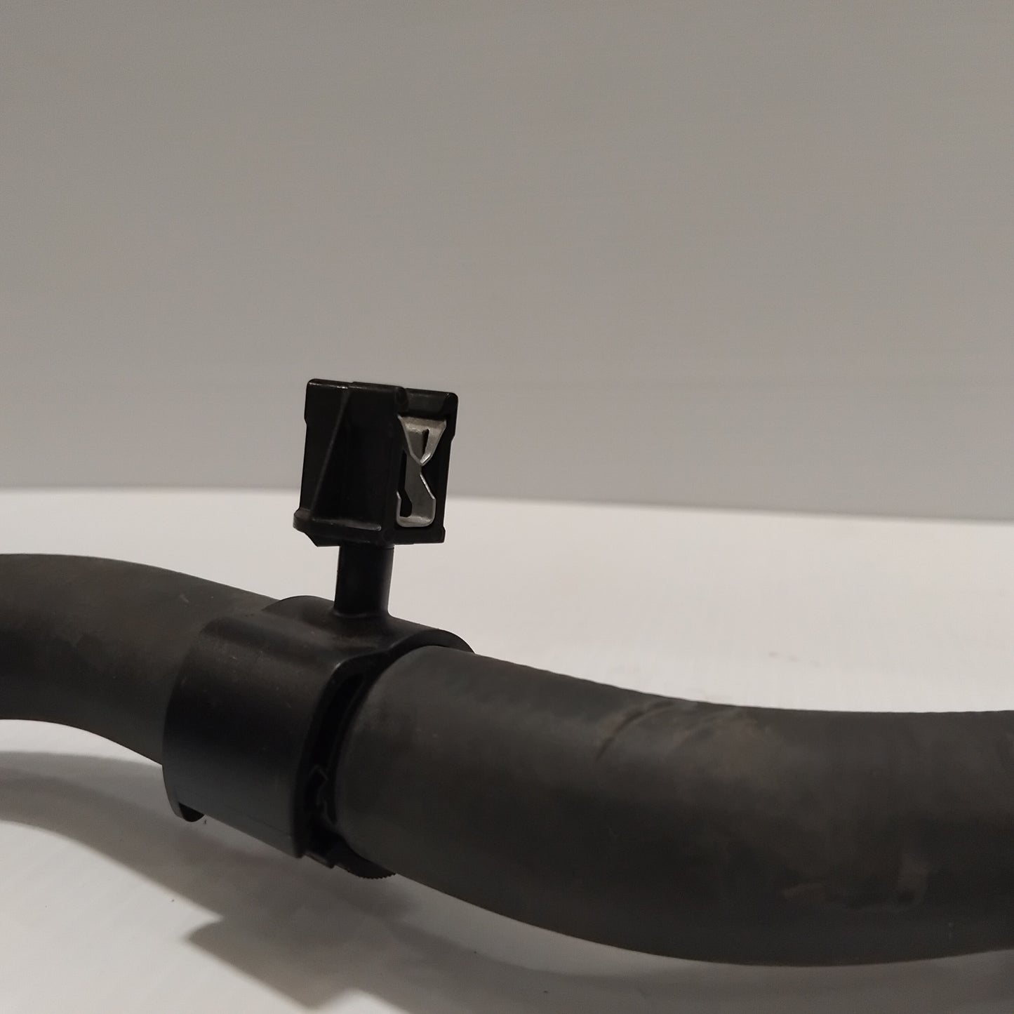 Genuine Water Hose - Ford EcoSport / Toyota Highlander | 2213189