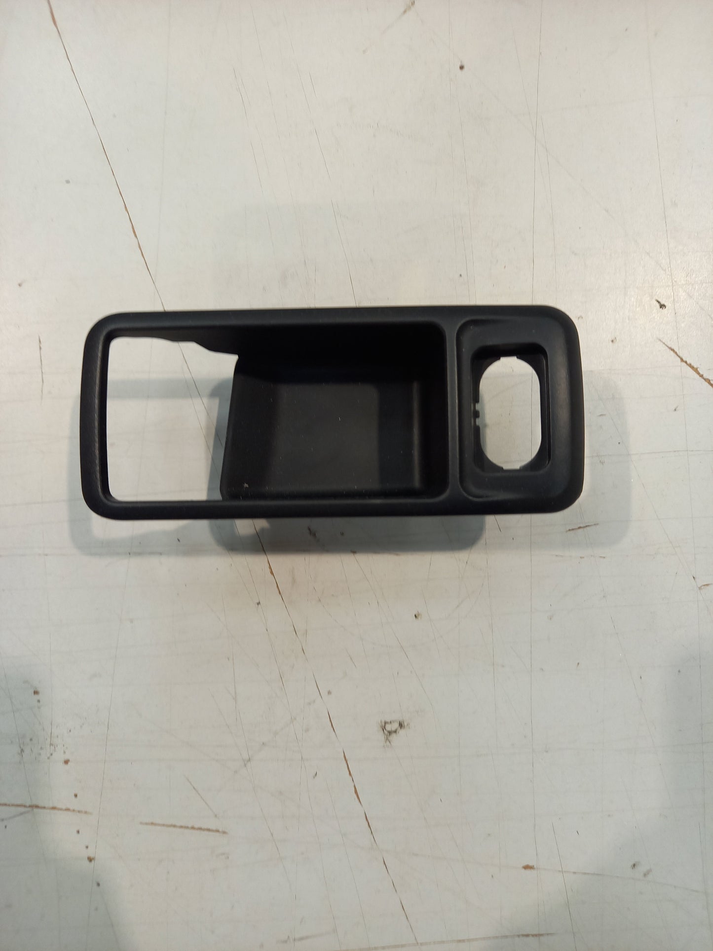Genuine Ford Bezel - Door Inside Handle | 1576041