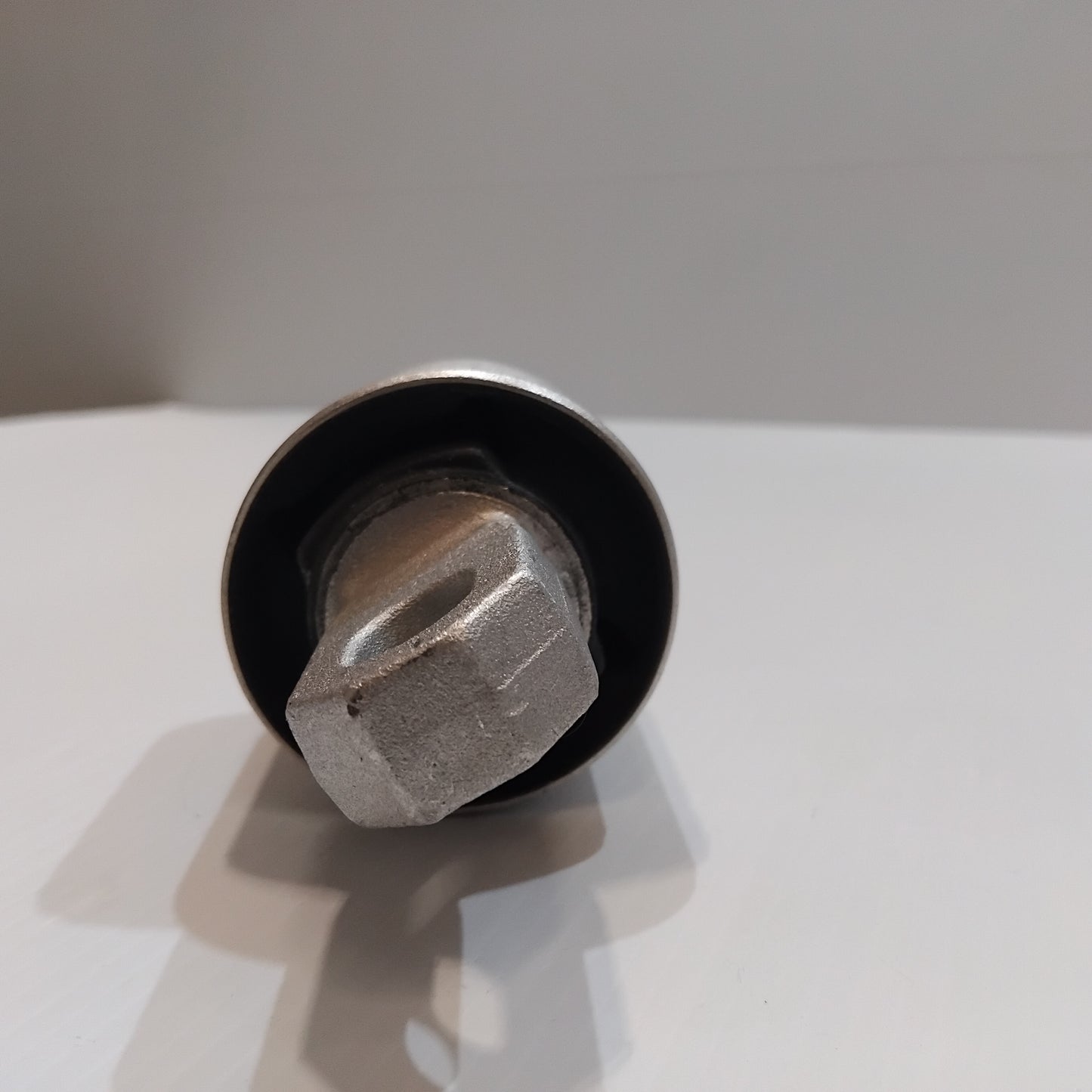 Genuine Volvo Bushing | 32292421