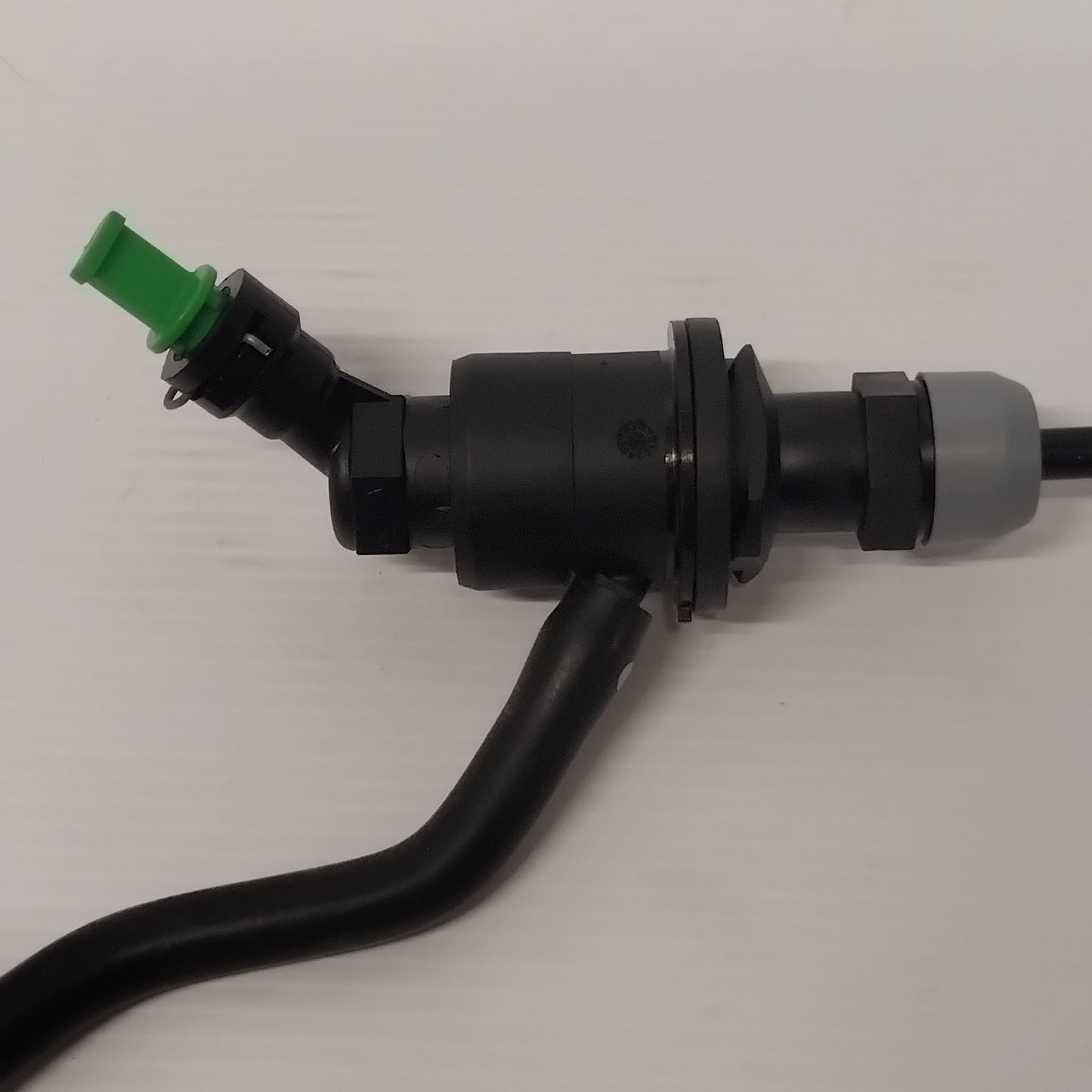 Genuine Clutch Master Cylinder - Nissan Qashqai 2006-2013 | 30610BB30A