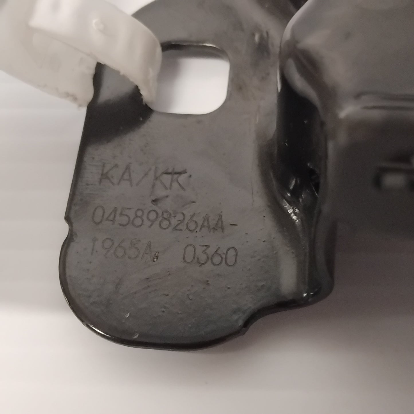Genuine Jeep Lock | K04589826AA
