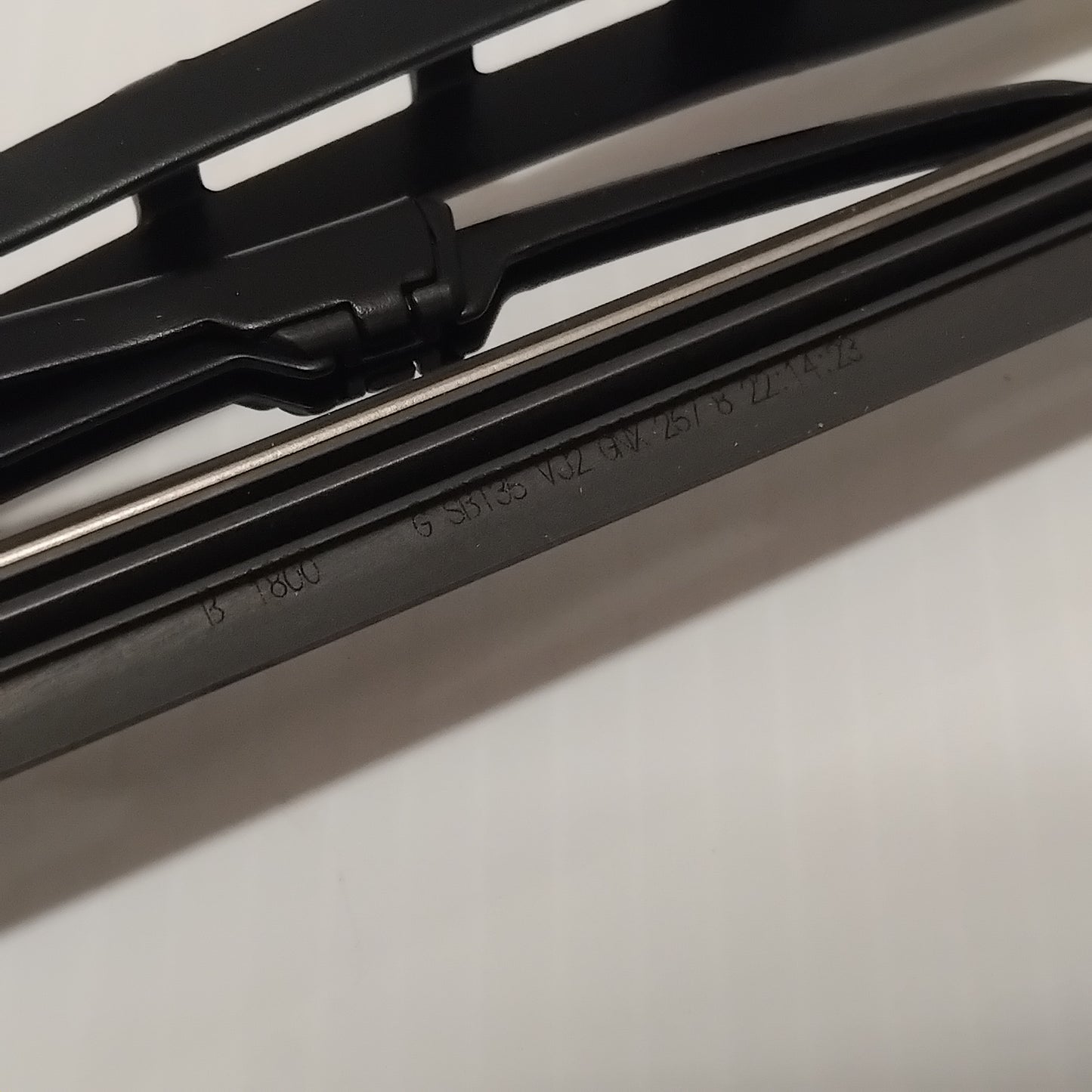 Genuine Nissan Wiper Blade 450 | KE28889926AG