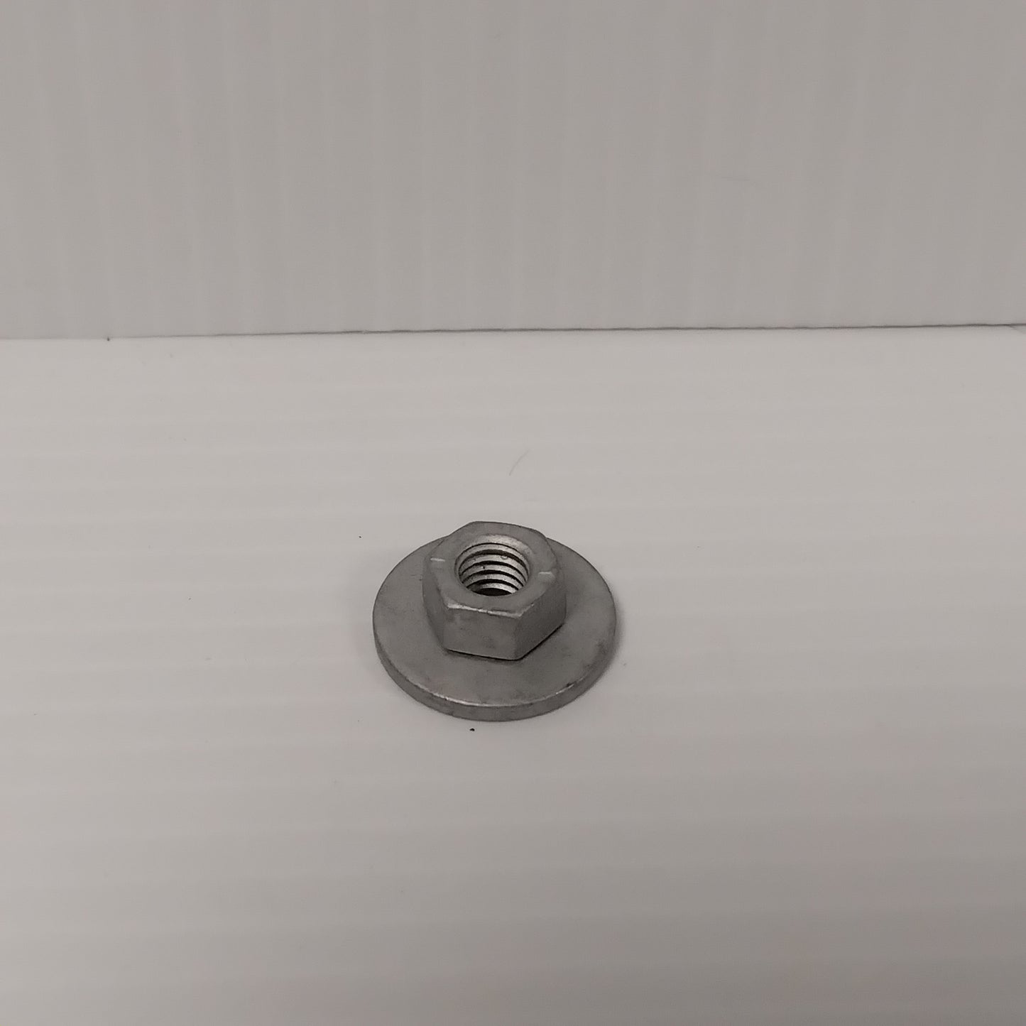 Genuine Ford Nut And Washer Assy - Hex. | 5201100