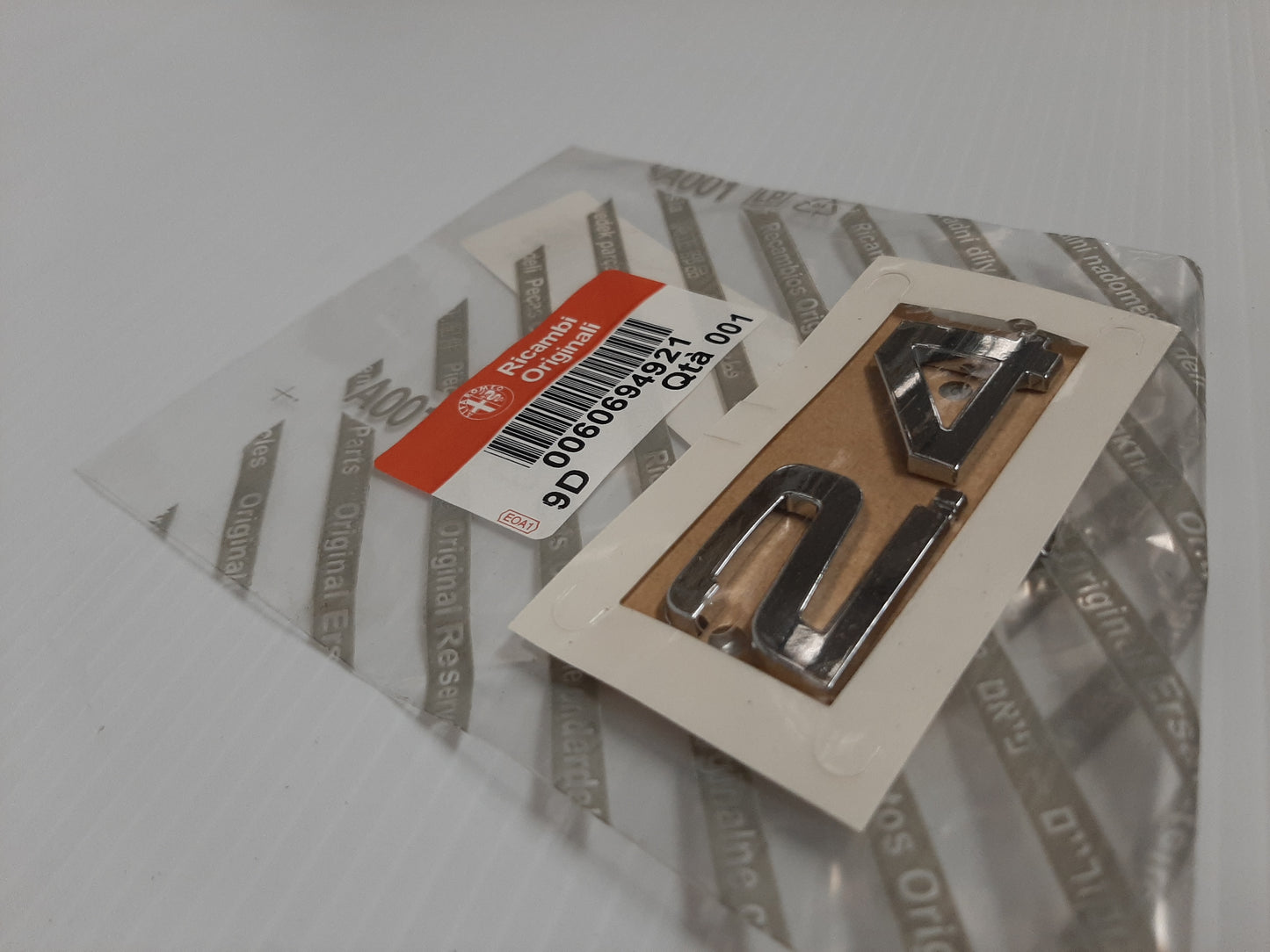 '2.4' Badge - Alfa Romeo 159 | 60694921