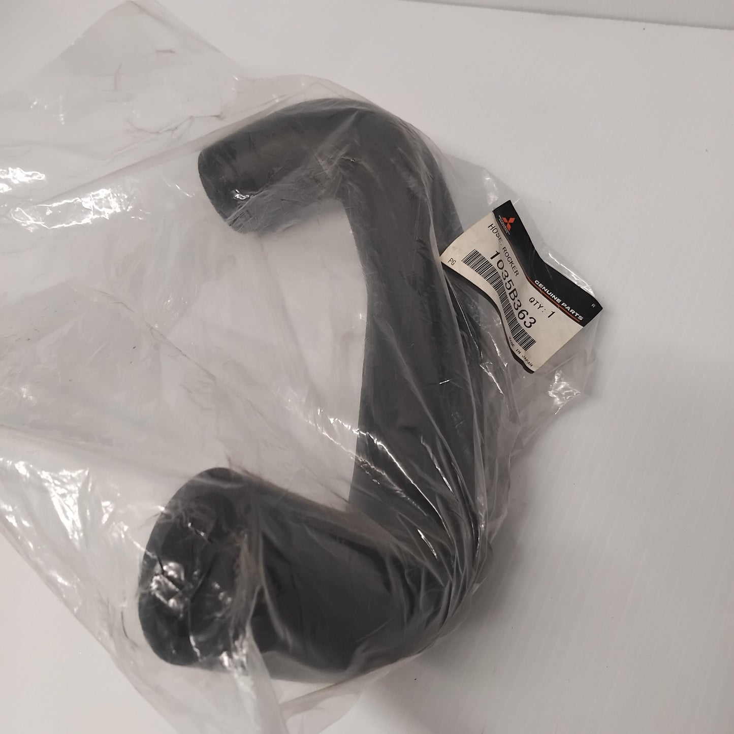 Genuine Mitsubishi Hose,Rocker Cover Breather | 1035B363
