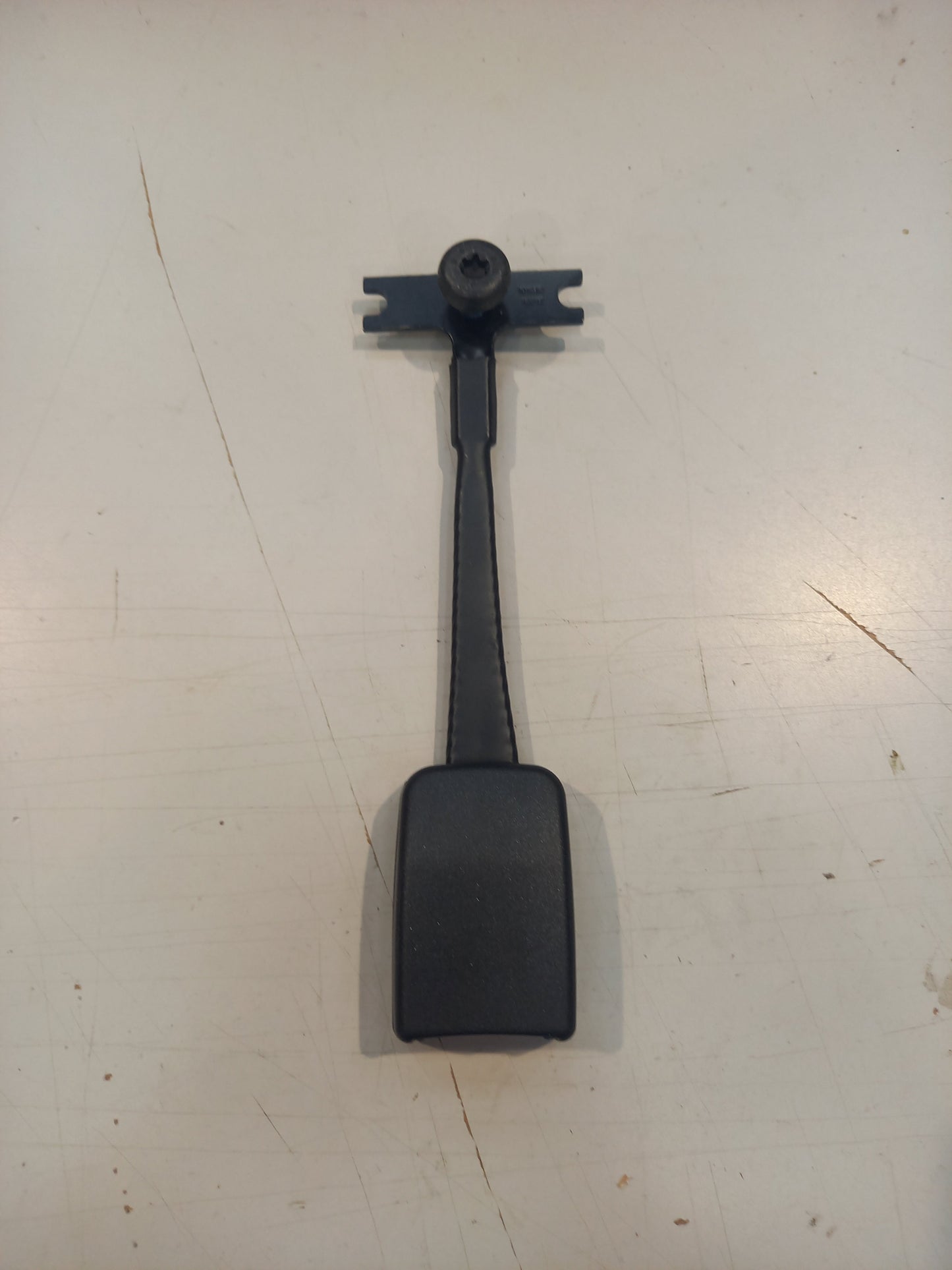 Genuine Ford Buckle Assy - Seat Belt | 1142585