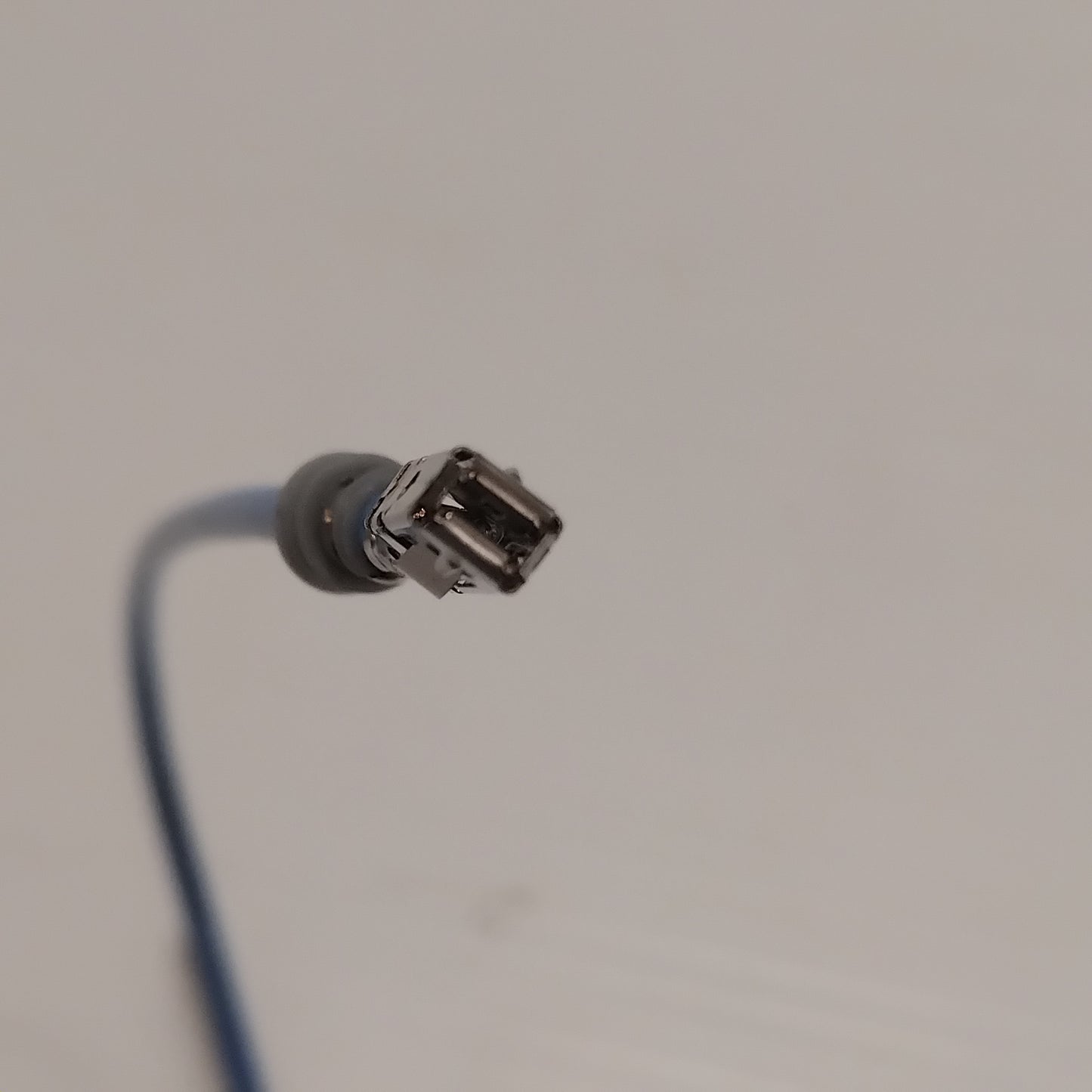 Genuine Volvo Repair Terminal | 30765319