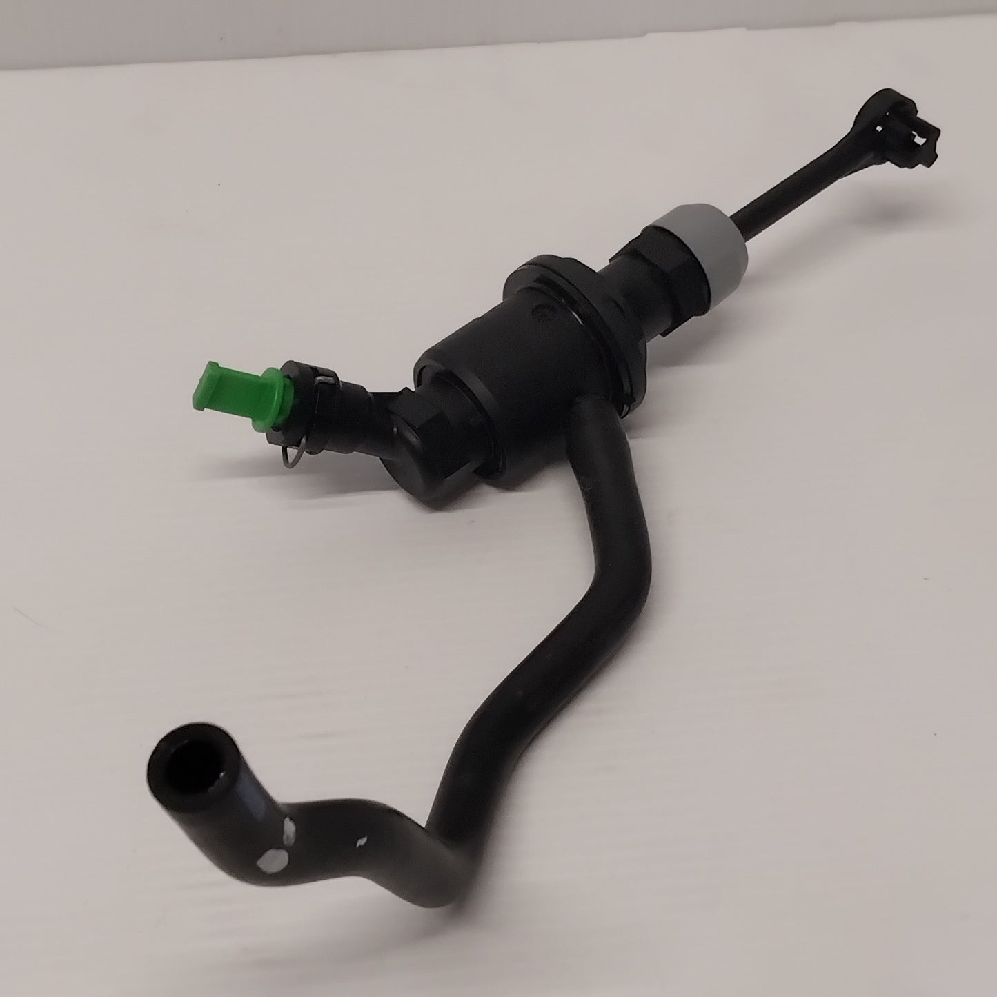 Genuine Clutch Master Cylinder - Nissan Qashqai 2006-2013 | 30610BB30A