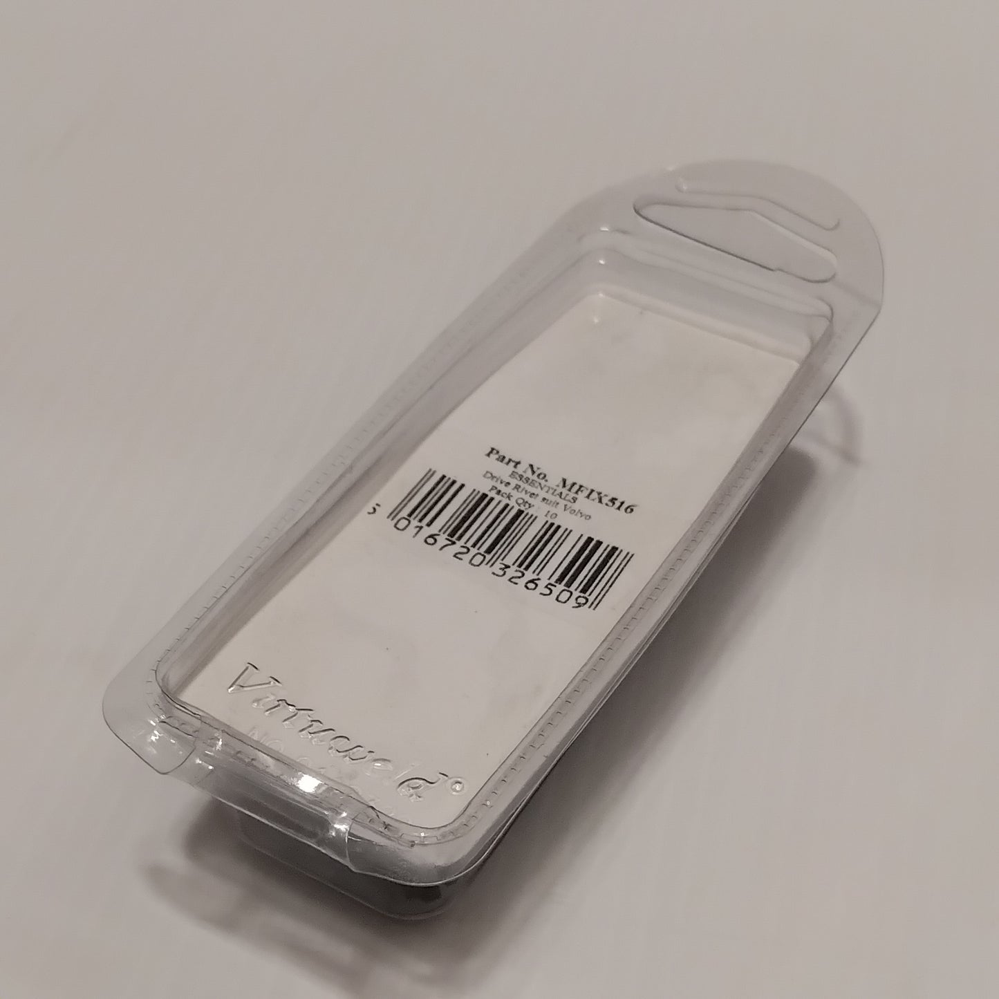 Drive Rivet Suit Volvo | YFIX516