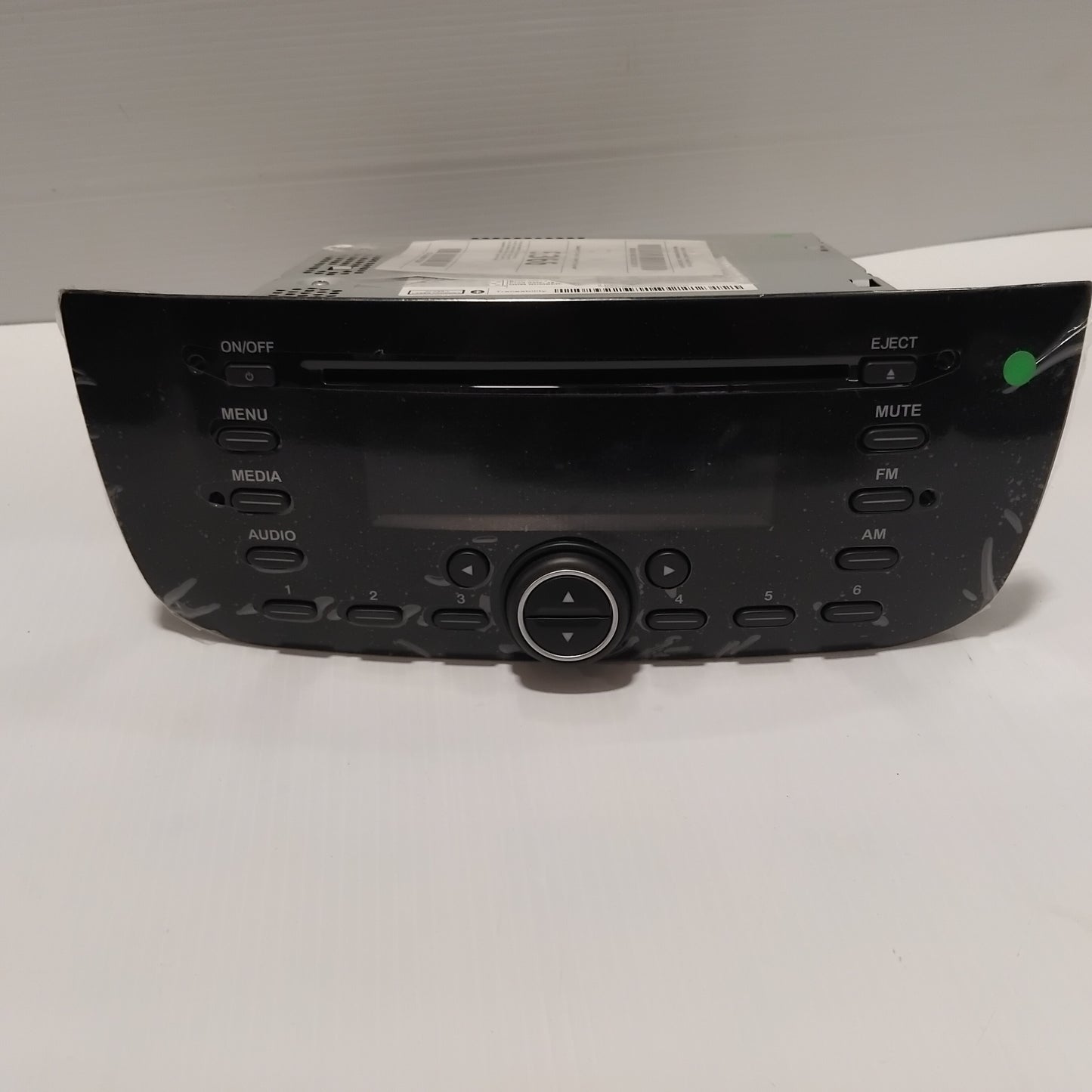 Genuine Fiat Radio | 52039545