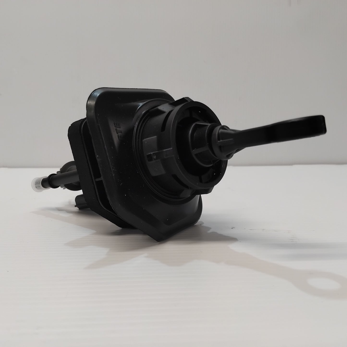 Genuine Clutch Master Cylinder - Ford Edge 2016-2024 RHD | 1863653