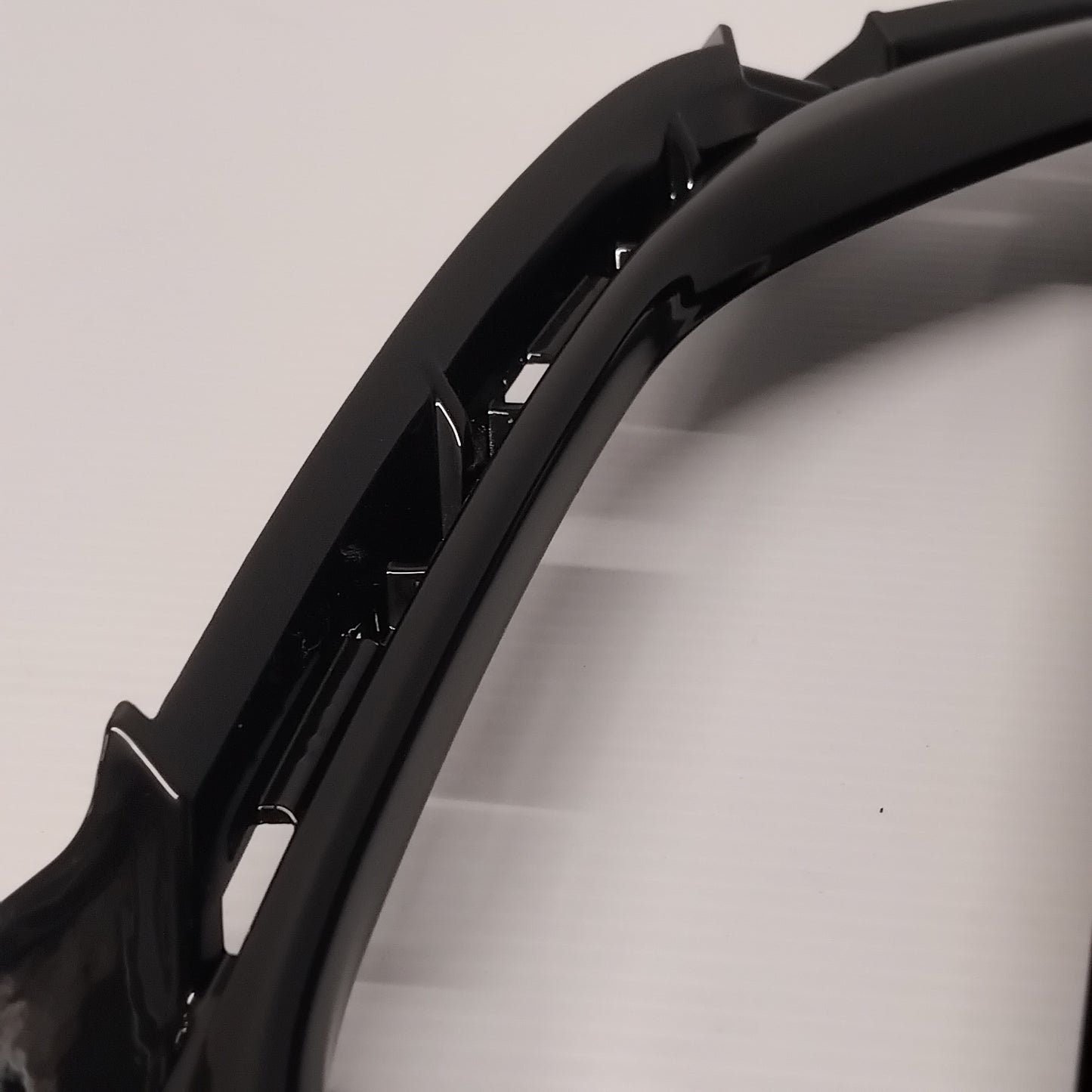 Genuine Kia Grille-Fr Fog Lamp B | 86563A2500