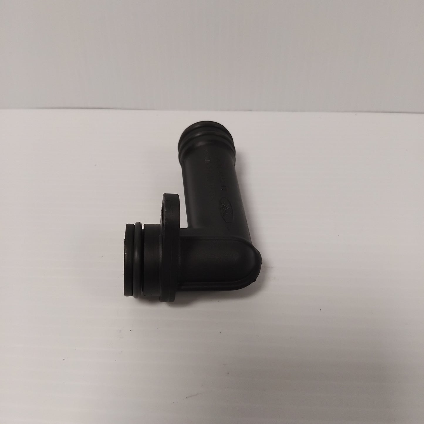 Genuine Oil Drain Elbow - Ford Focus / Mondeo / Fiesta 1.8 | 1078427