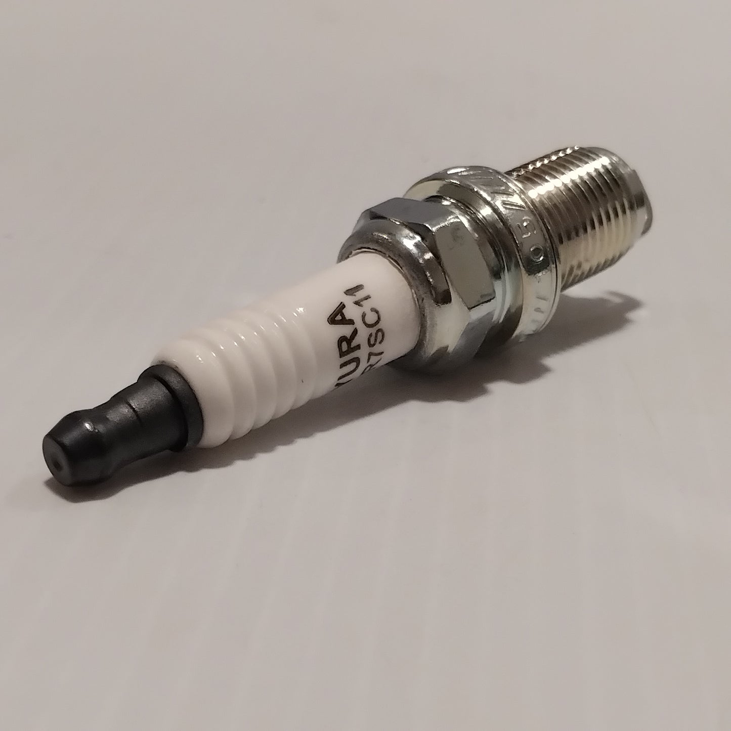 Genuine Hyundai Plug Assy-Spark | 1882311101