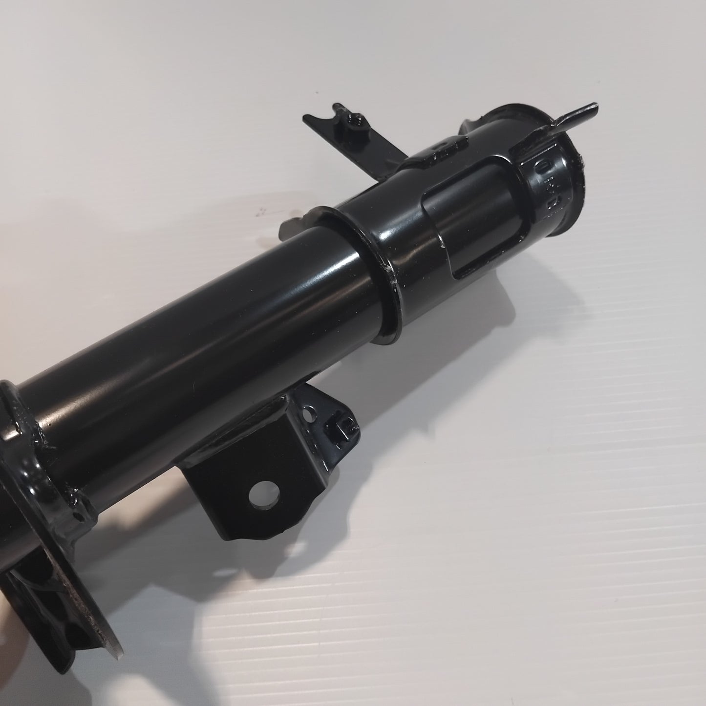 Genuine Kia Strut Assy-Fr,Rh | 546601Y110