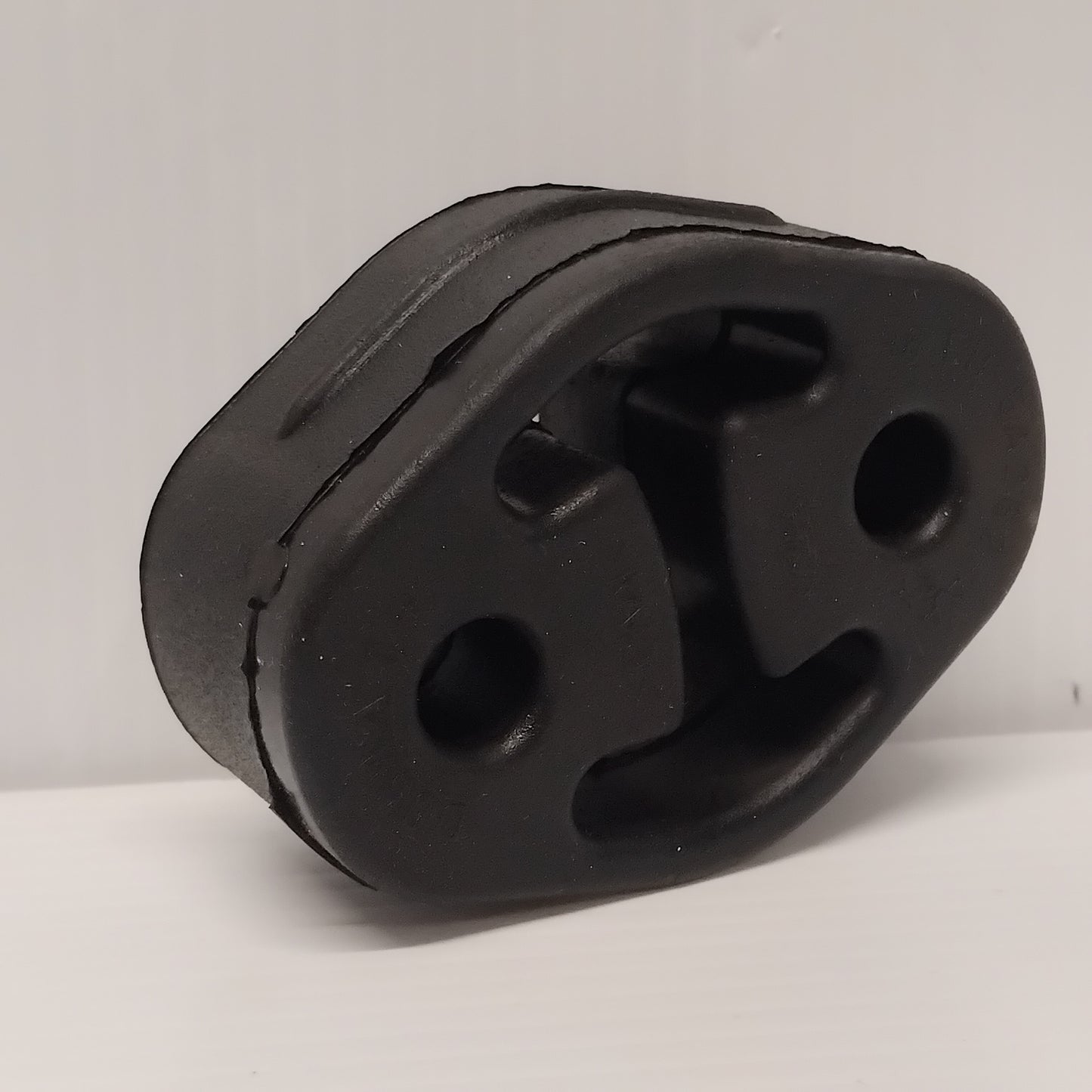 Genuine Ford Insulator - Rubber | 1118218