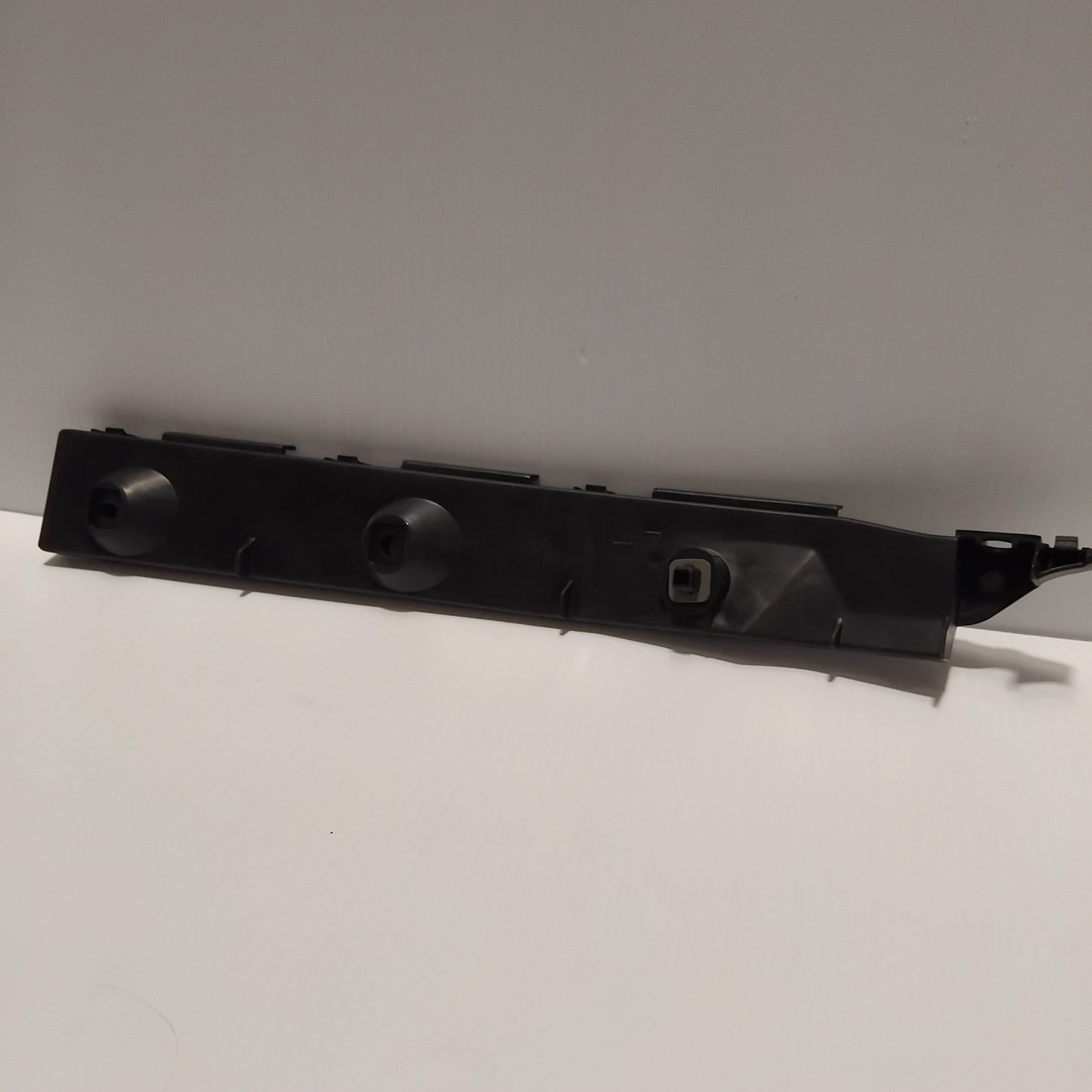 Genuine Toyota Retainer,Rear Bumper Side,Lh | 52576-48020