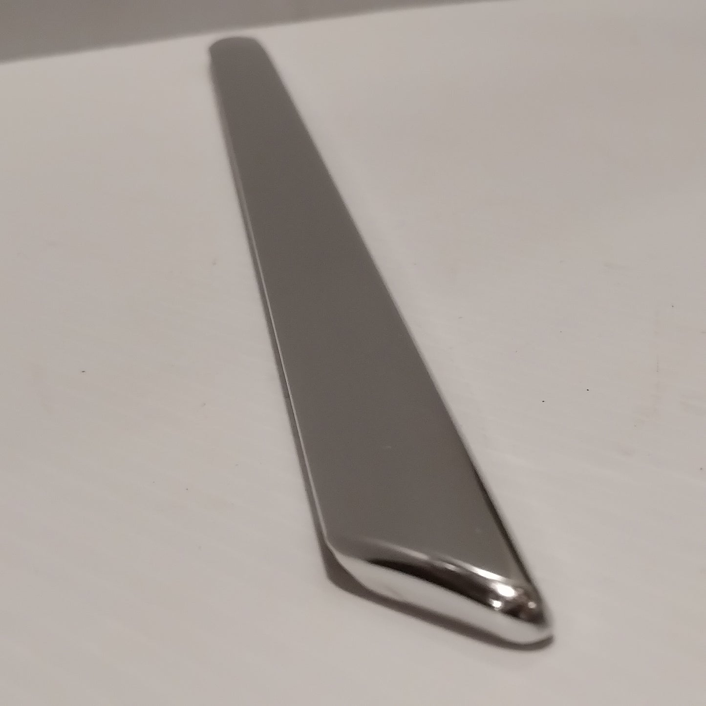 Genuine Ford Moulding - Door Window Frame | 1405908