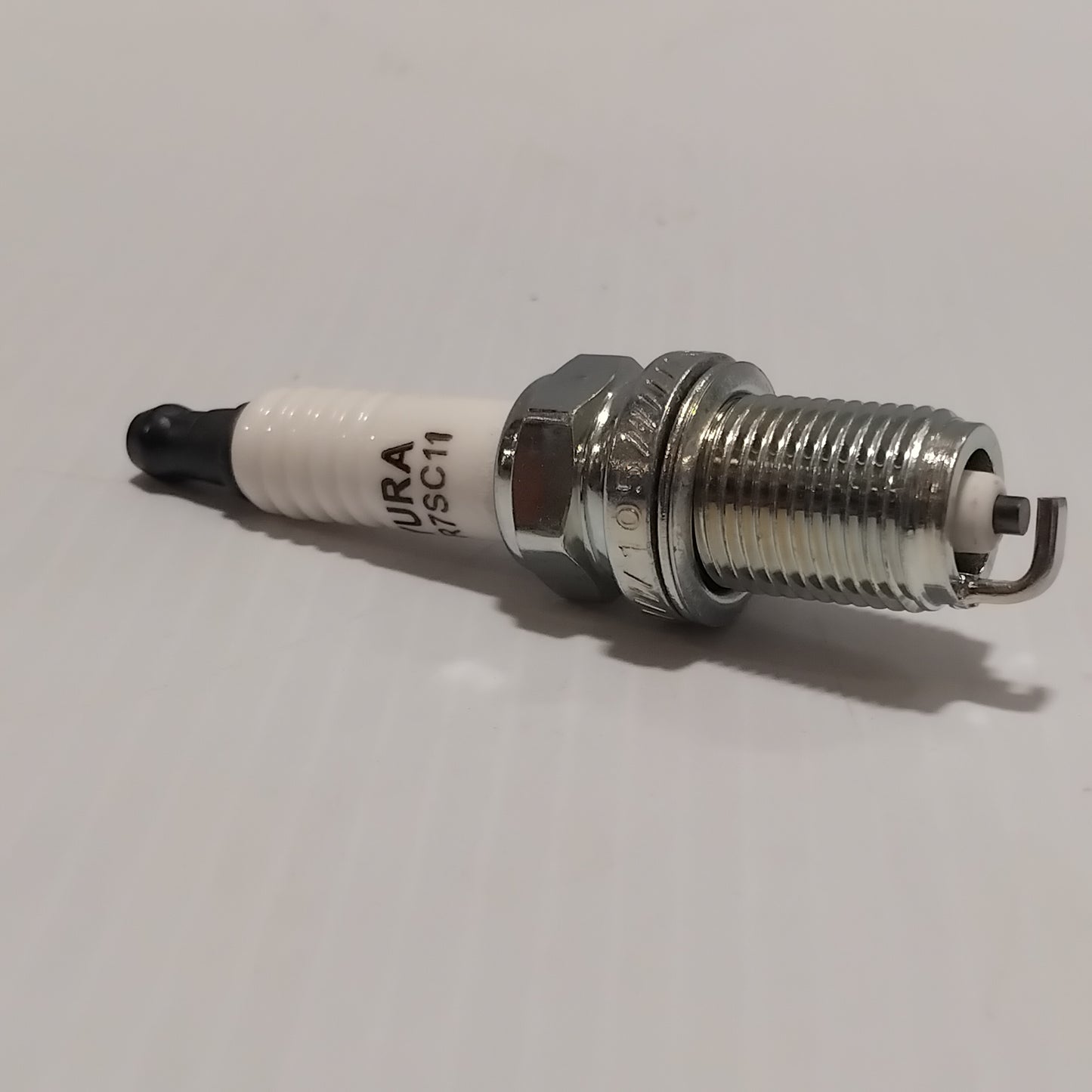 Genuine Hyundai Plug Assy-Spark | 1882311101