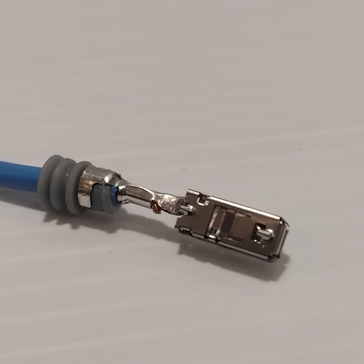 Genuine Volvo Repair Terminal | 30765319