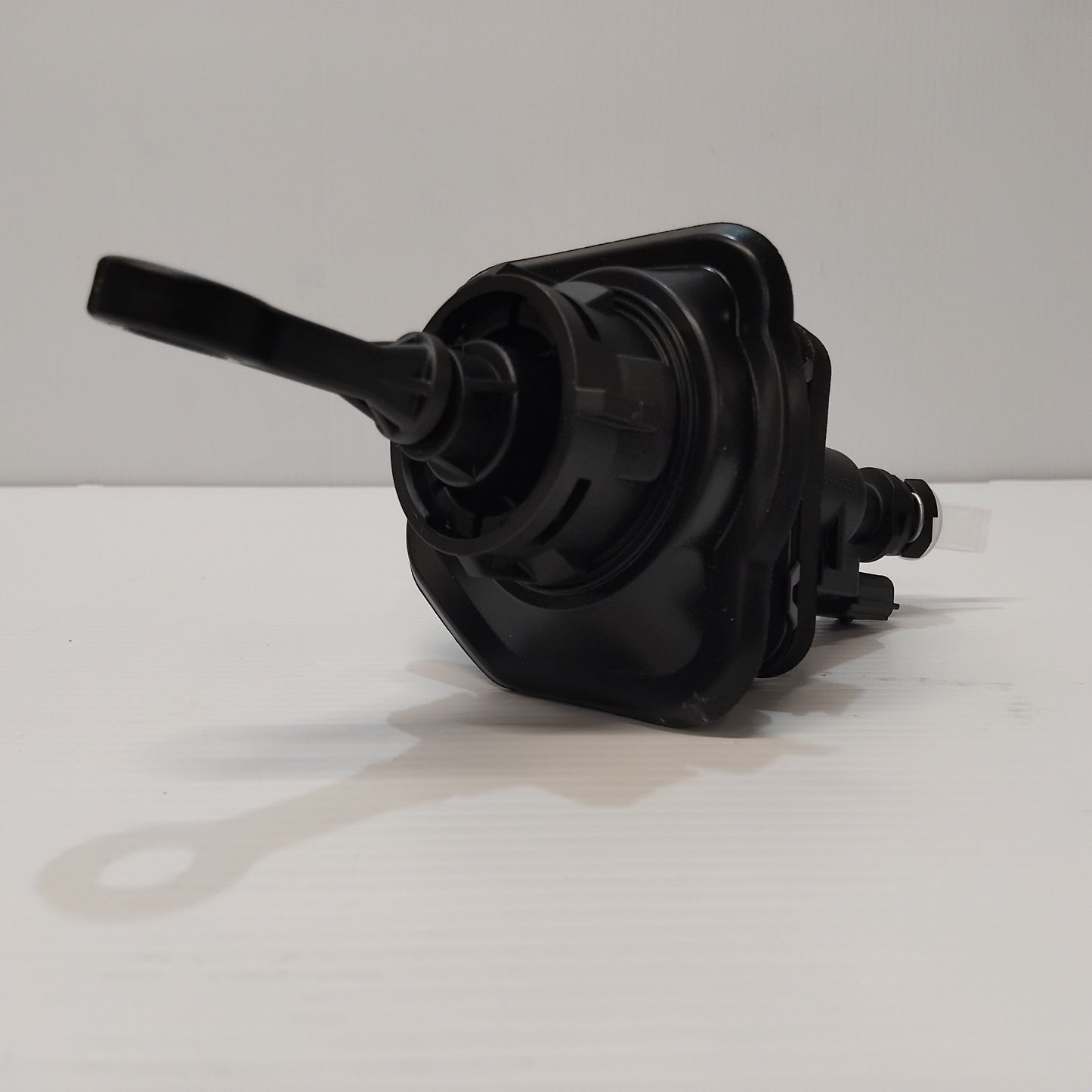 Genuine Clutch Master Cylinder - Ford Edge 2016-2024 RHD | 1863653