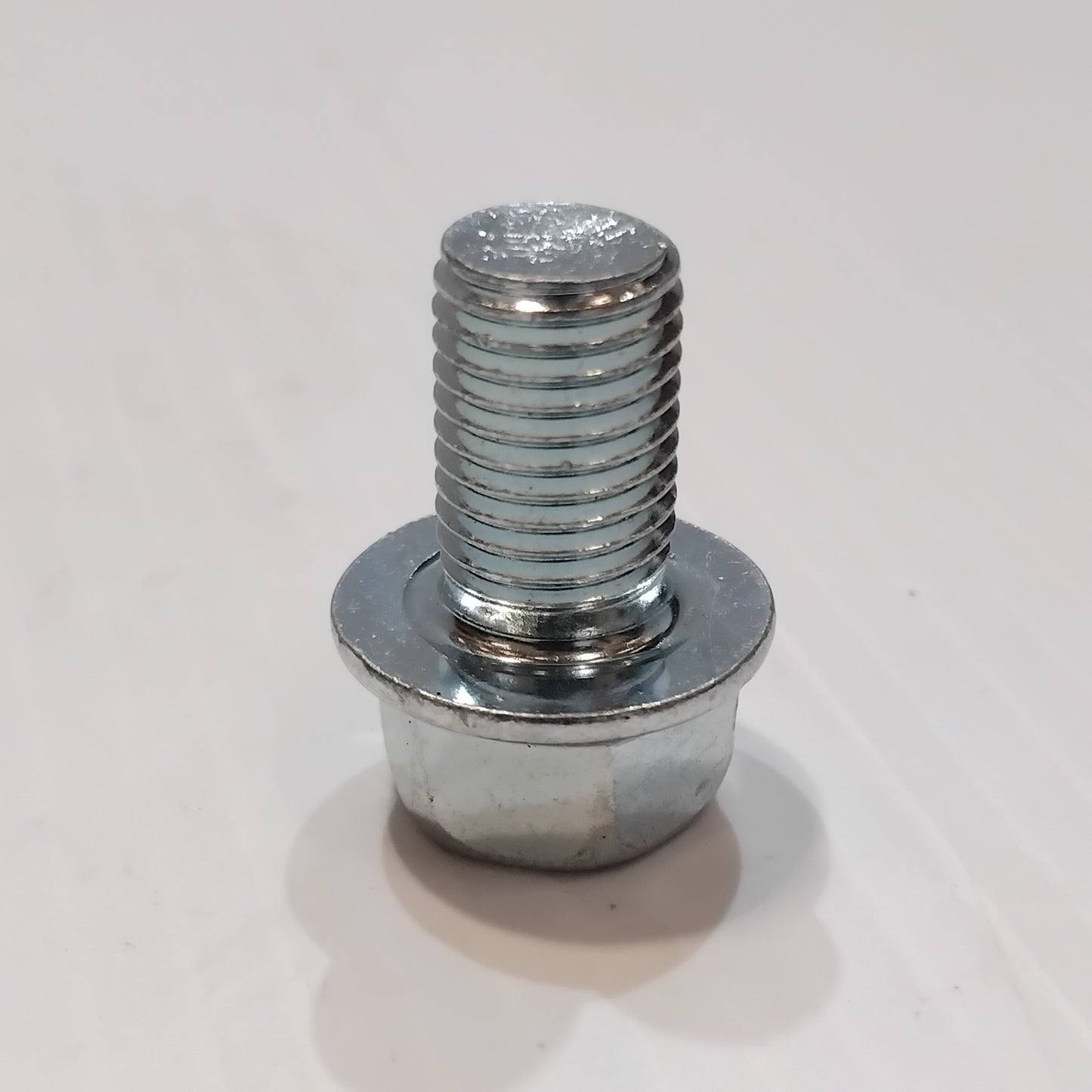 Genuine Mitsubishi Bolt,Audio Equip | MF911630