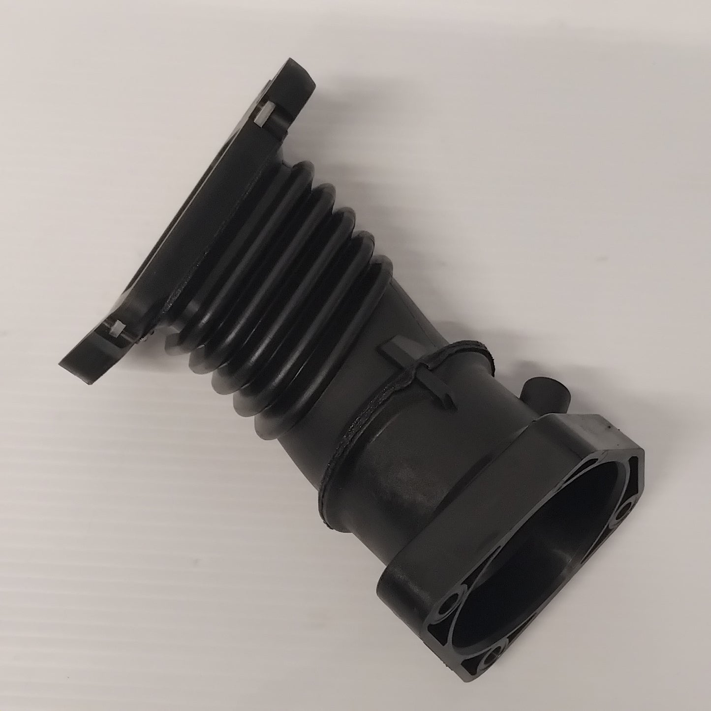 Genuine Volvo Tube | 30756067