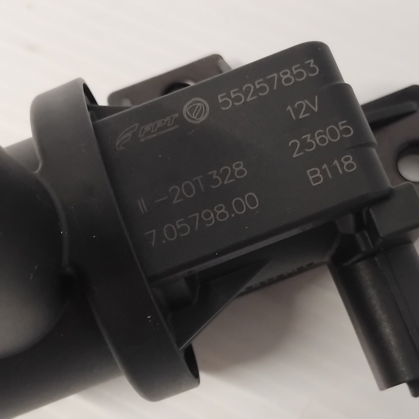 Genuine Electro-Valve - Fiat 500L / Alfa Romeo Giulietta 1.4 | 55257853