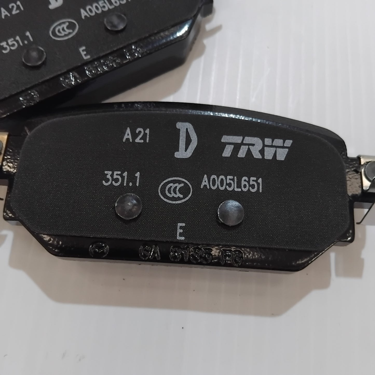 Genuine Mazda Pad Set,Rr Cali | D2Y12643ZA