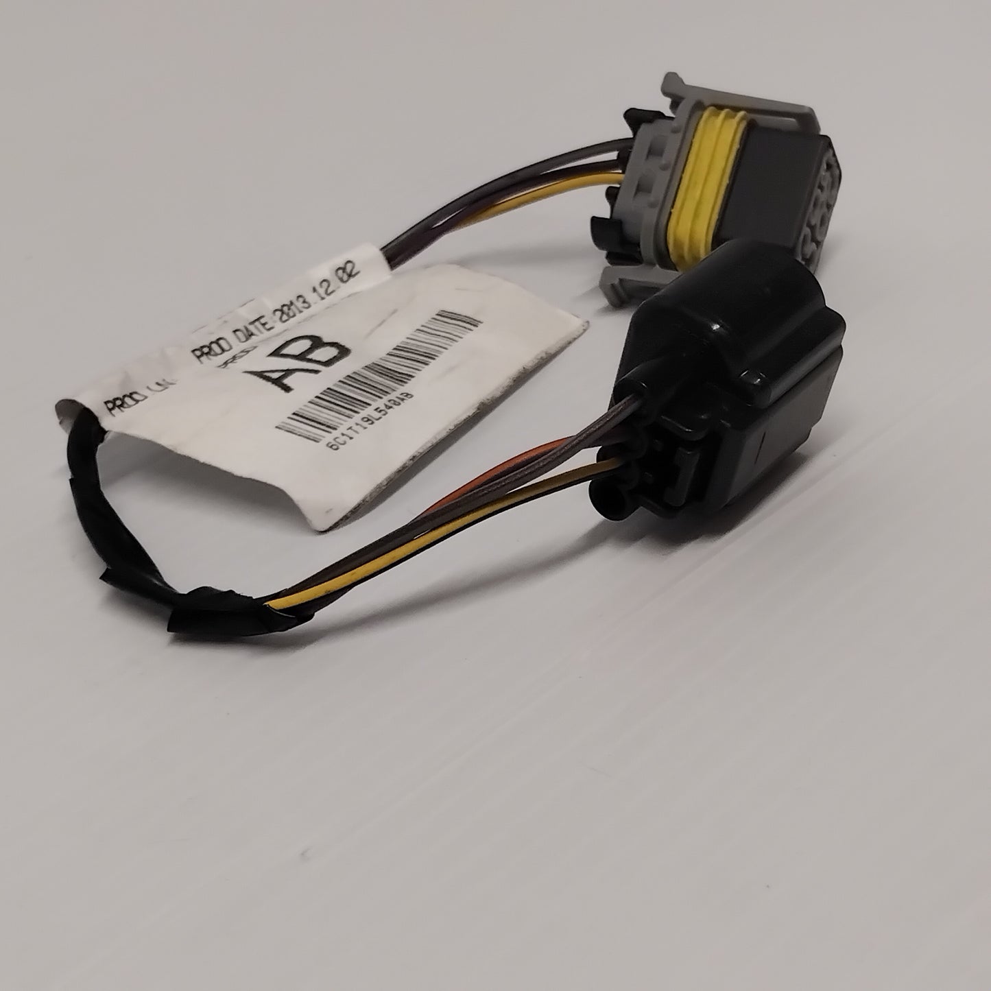 Genuine Back Door Closure Wiring - Ford Transit 2007-2014 | 1506990