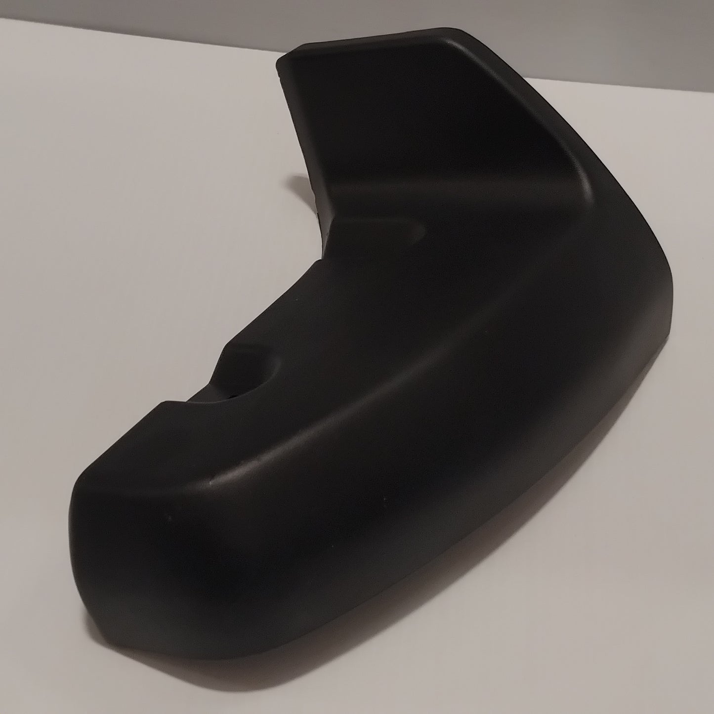 Genuine Mitsubishi Garnish,Side Step | MN117436