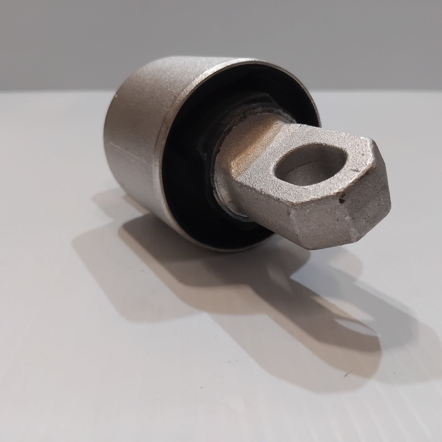Genuine Volvo Bushing | 32292421
