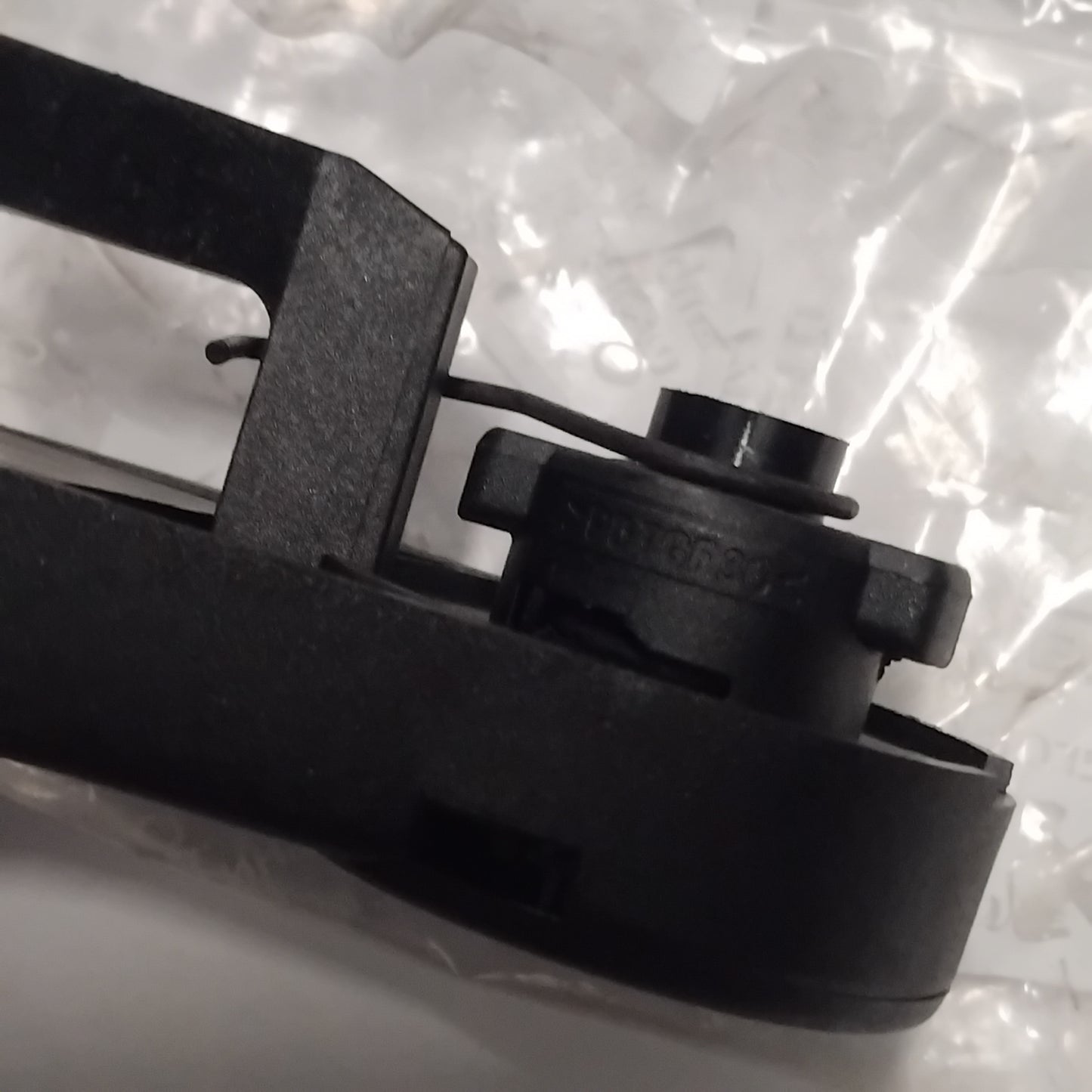 Genuine Right Front Door Interior Handle - Peugeot 106 3-Door | 9101F0