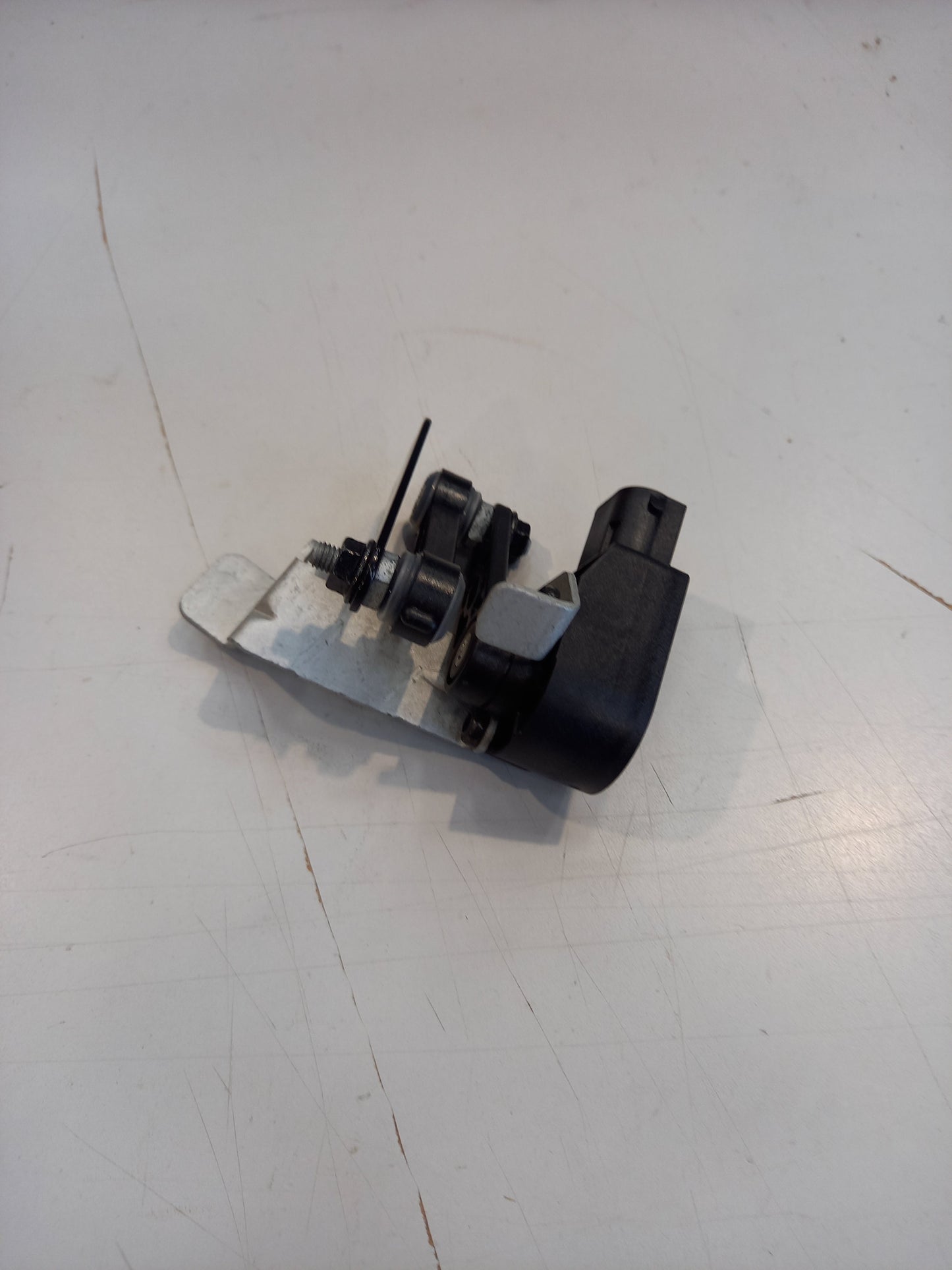 Genuine Volvo Cmp Sensor | 31258180
