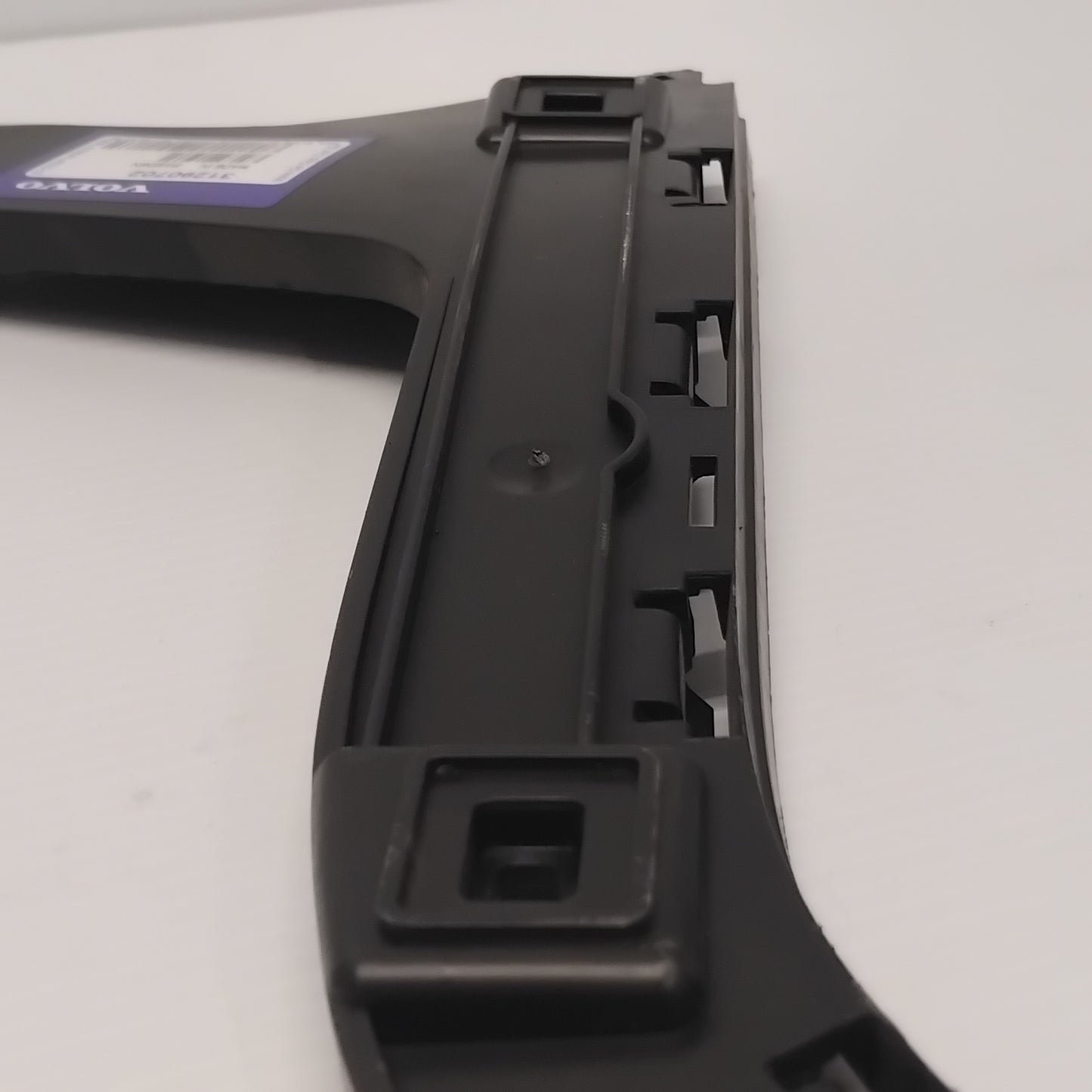 Genuine Volvo Bracket | 31290702