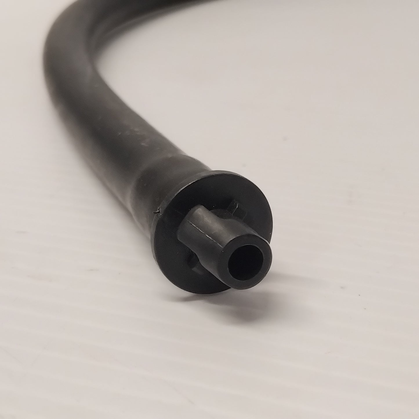 Genuine Rear Axle Vent Hose - Ford Transit 2011-2014 | 1719051