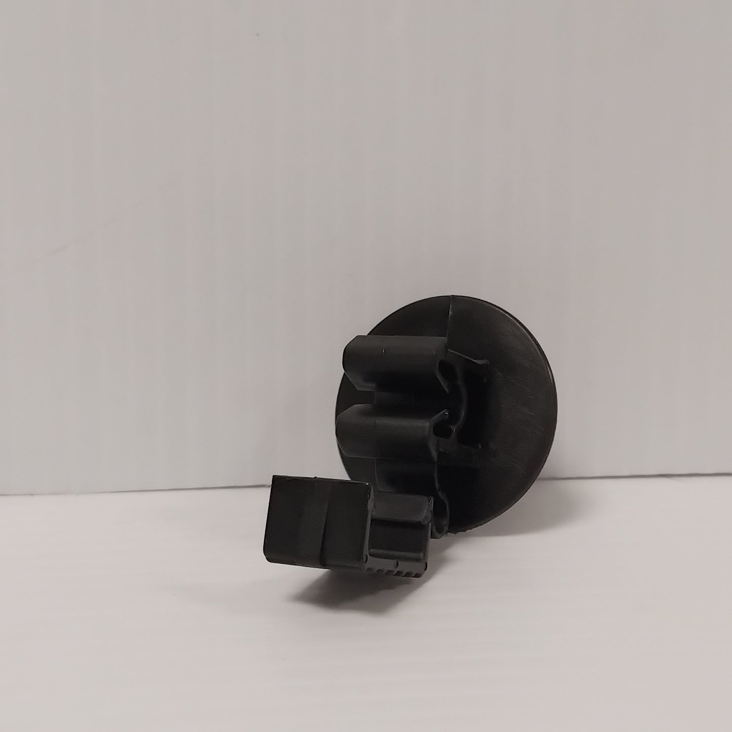 Genuine Ford Clip | 1564079