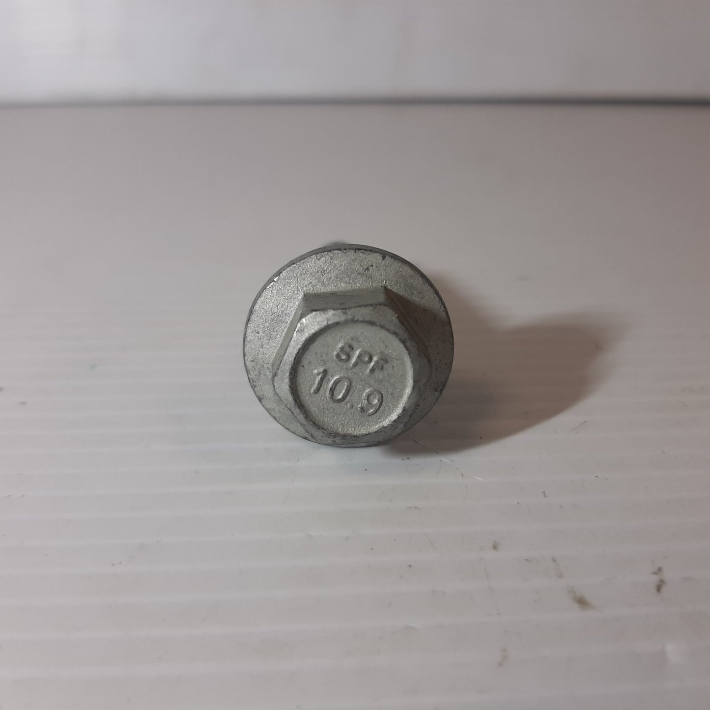 Genuine Ford Bolt | 2533093