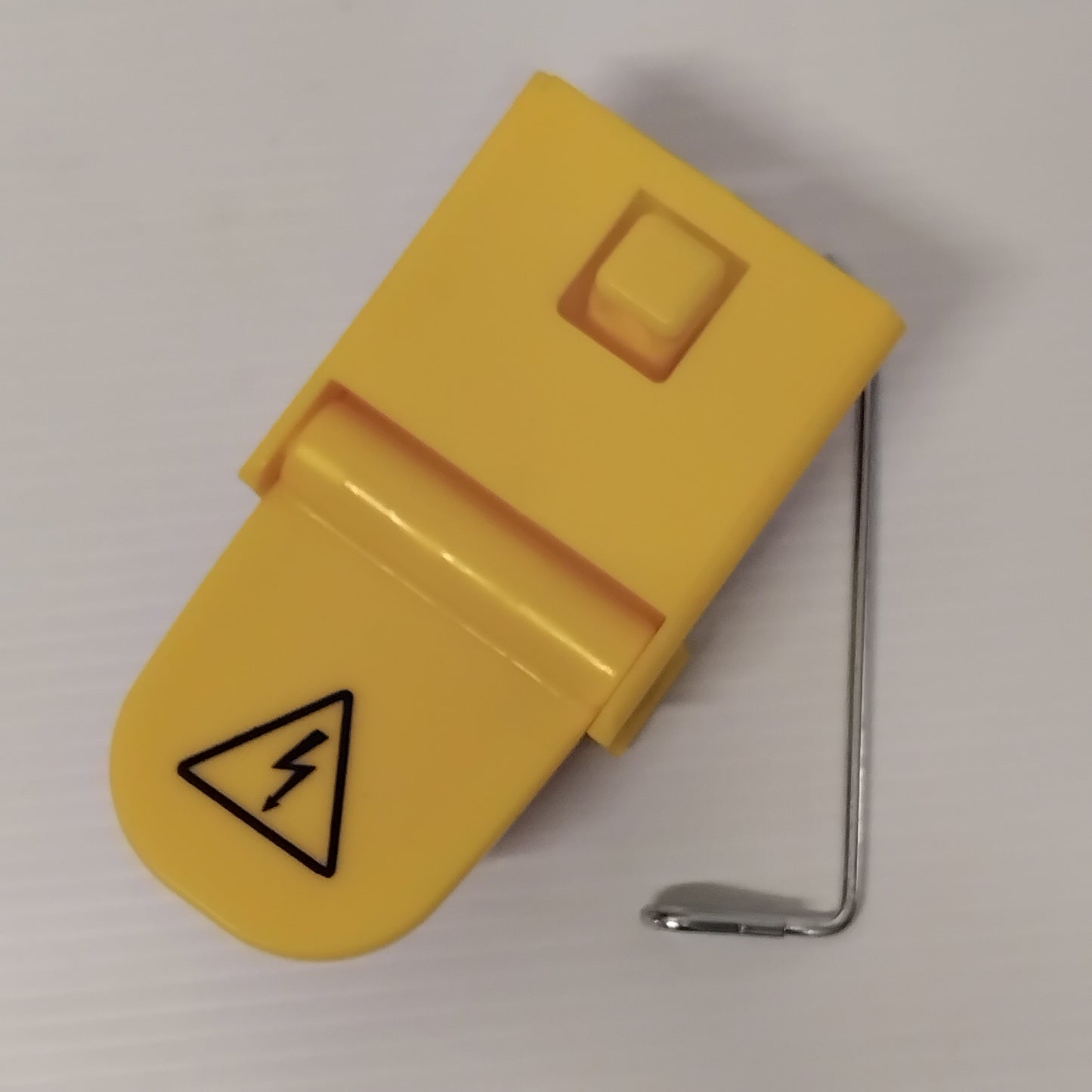 Genuine Nissan F16 Safety Lock | 9999887069