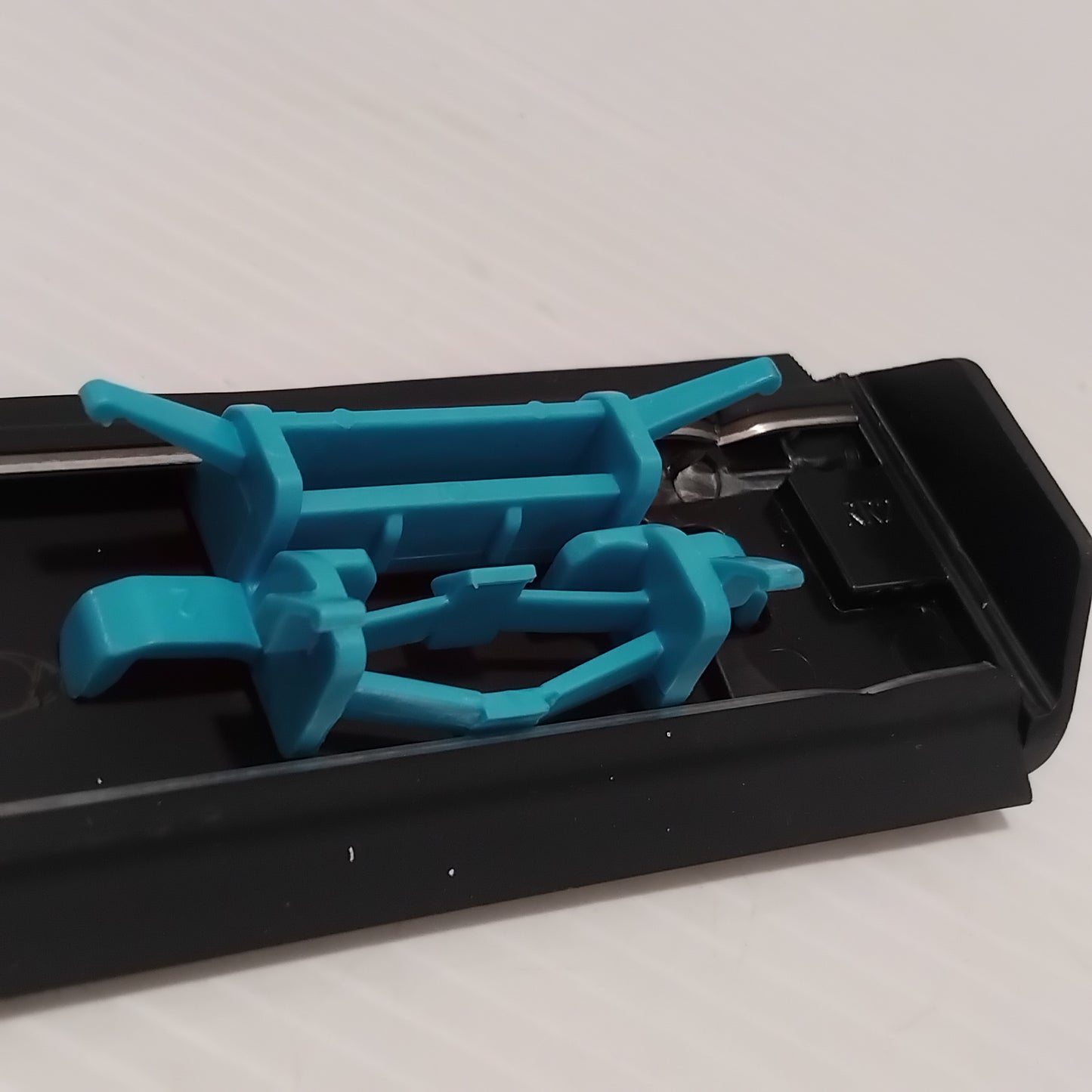 Genuine Kia Moulding Assy-Roof C | 87260D9100