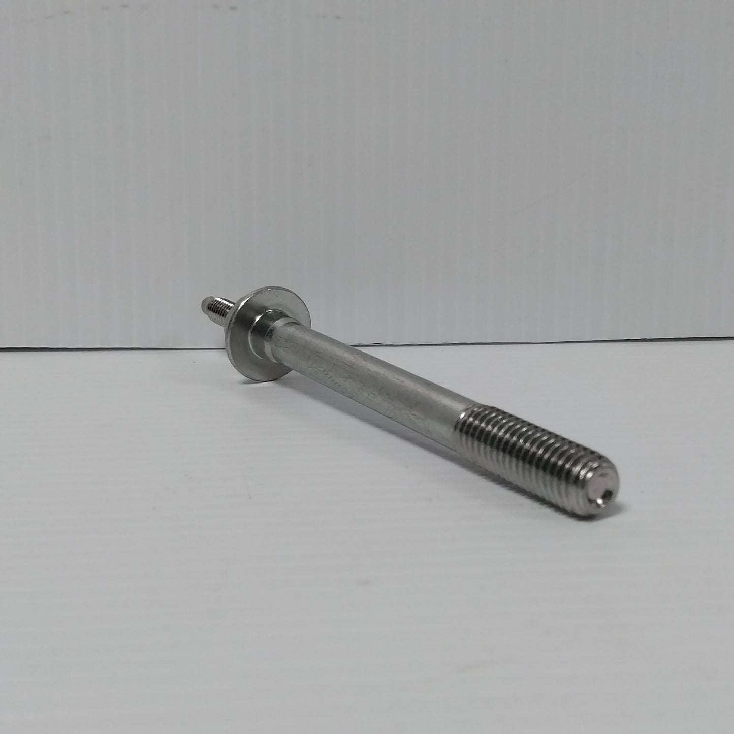 1x Genuine Alternator Stud - Ford Ranger 2019- 2.2 Diesel | 1886177