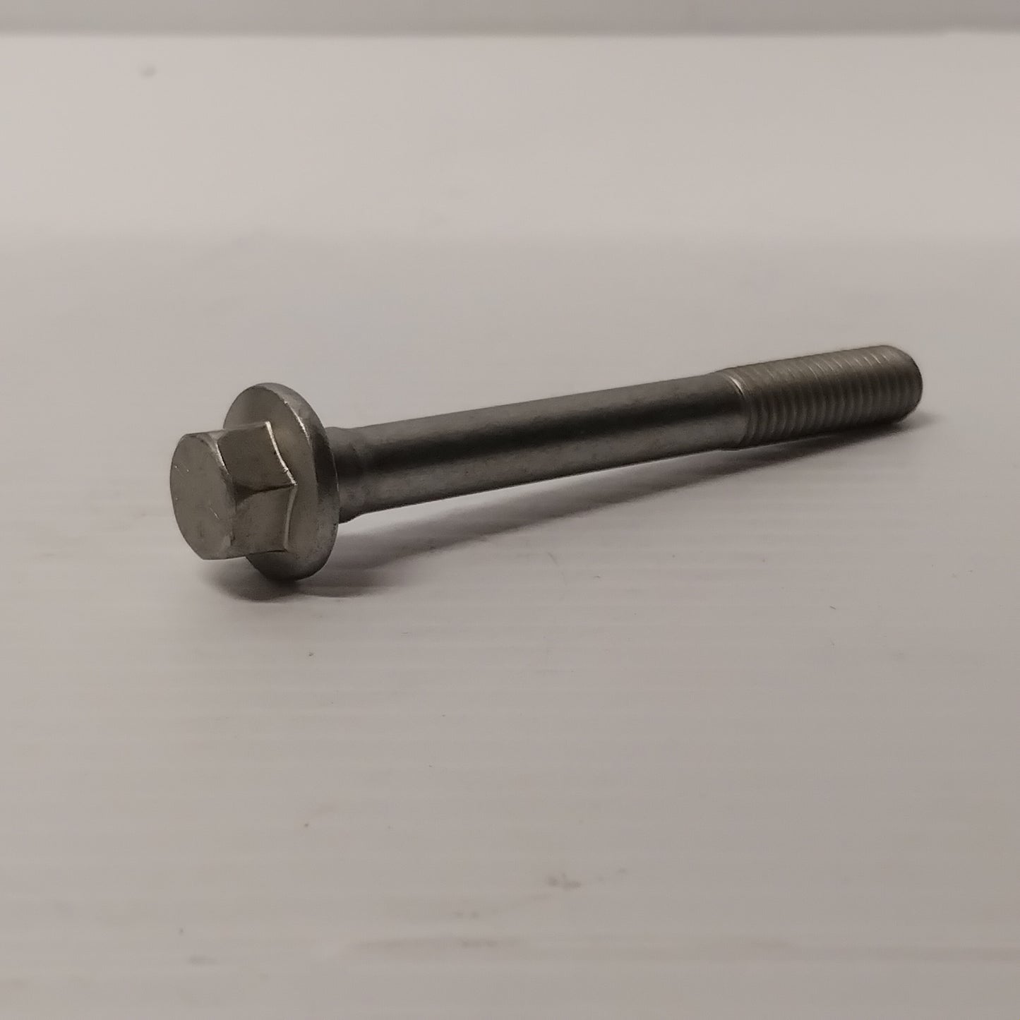 1x Genuine M8X70MM Hex-Head Bolt - Ford Fiesta / Focus / Mondeo | 1361900