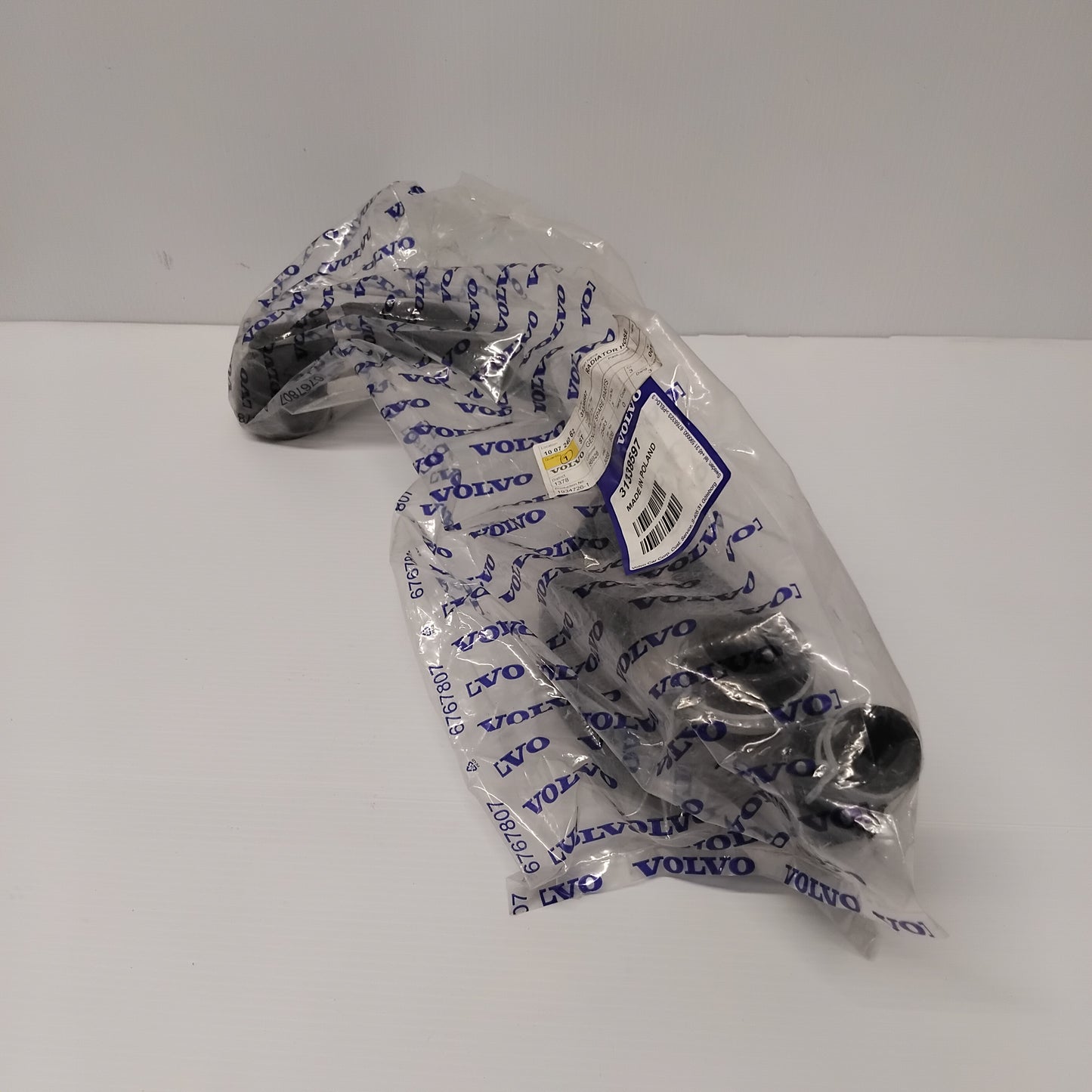 Genuine Volvo Radiator Hose | 31338597