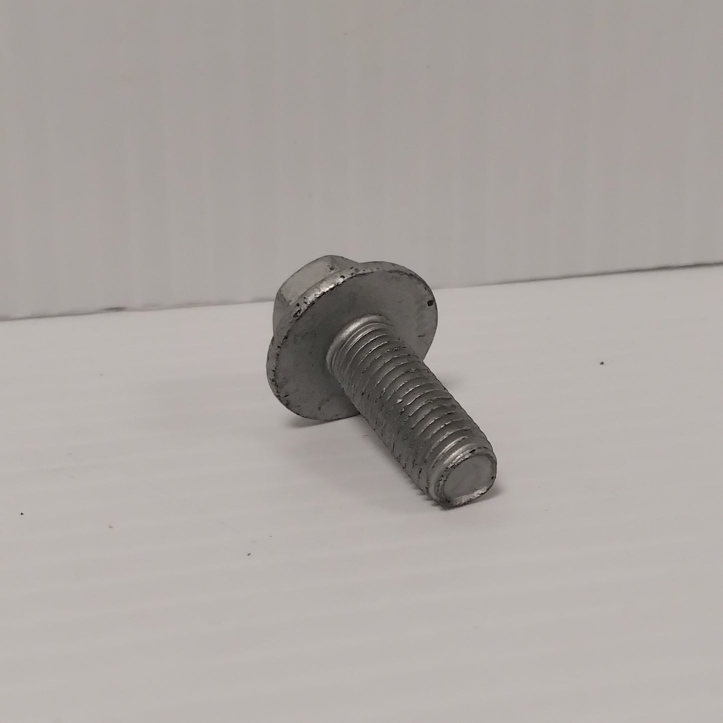 1x Genuine M7x19mm Water Pump Bolt - Ford Focus 2003-2015 | 1581812