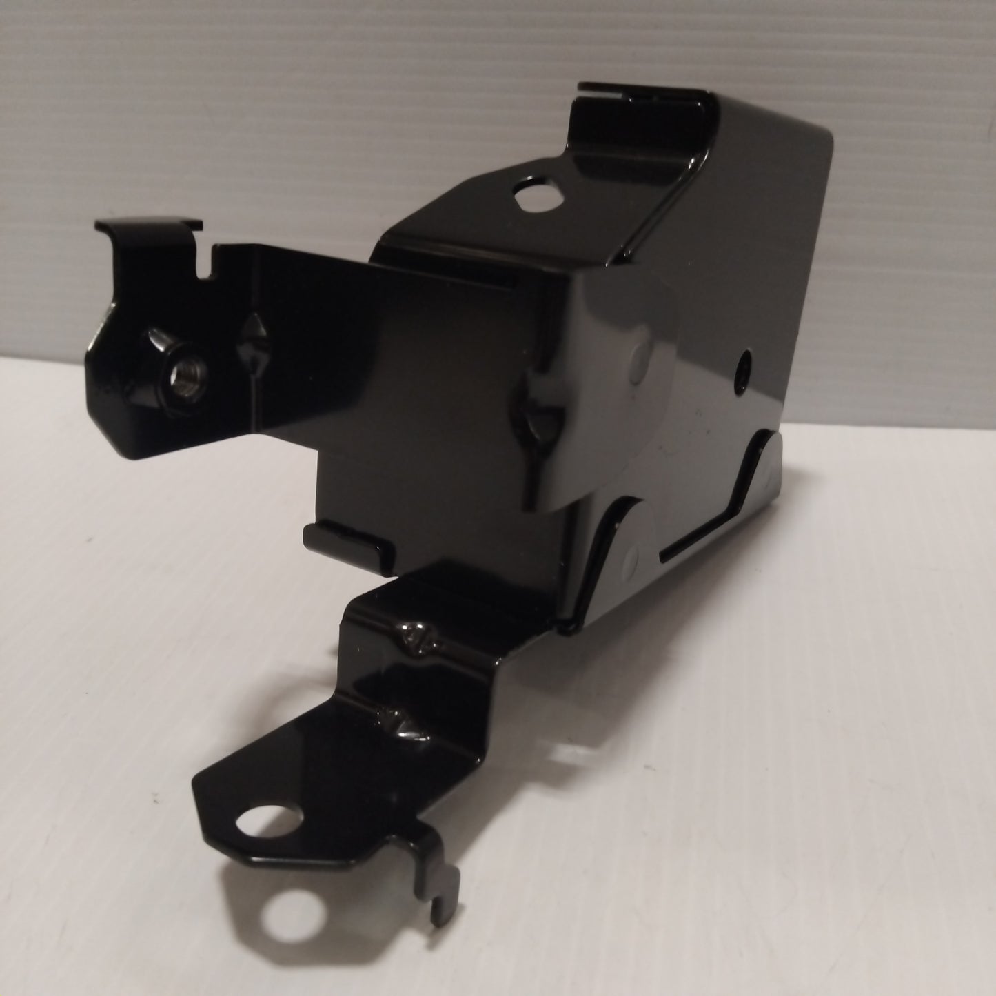 Genuine Mazda Bracket | GHR167SBY