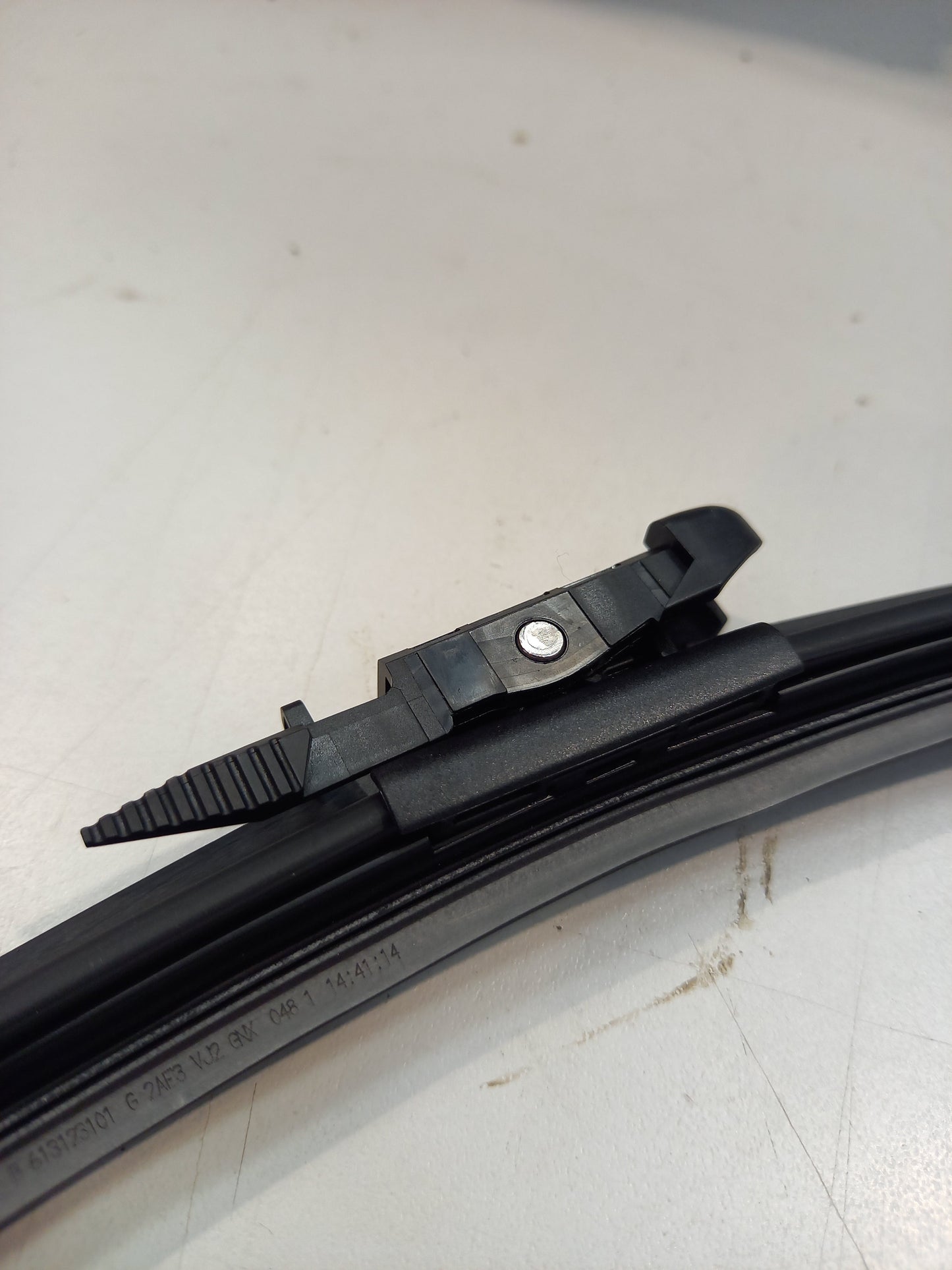 Genuine Ford Blade Assy - Wiper | 2481692